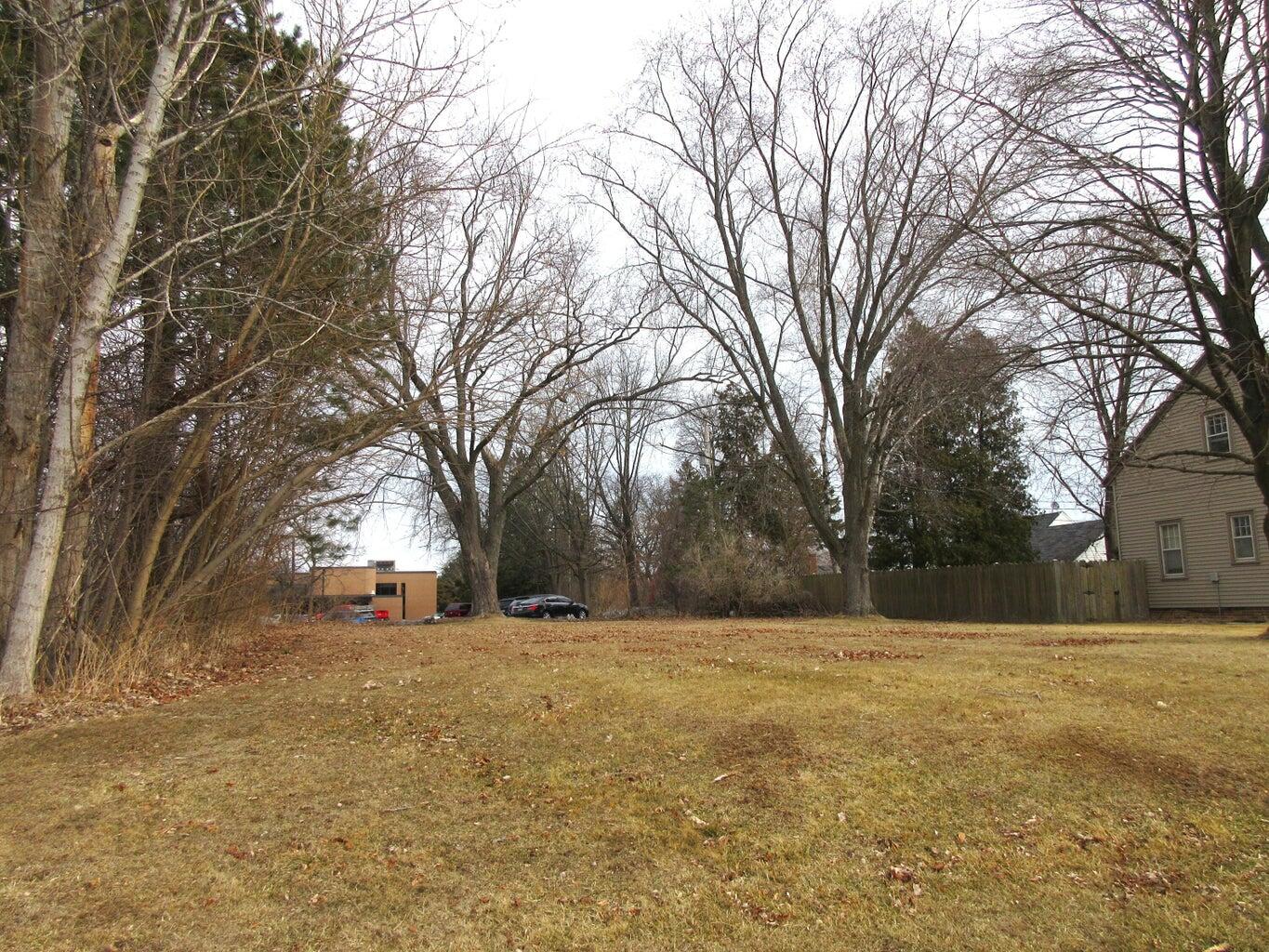 2918 Superior Ave Property Photo 1