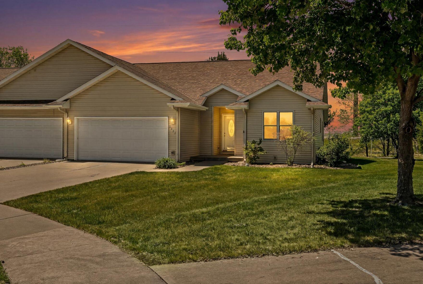 1332 Harvest Cir