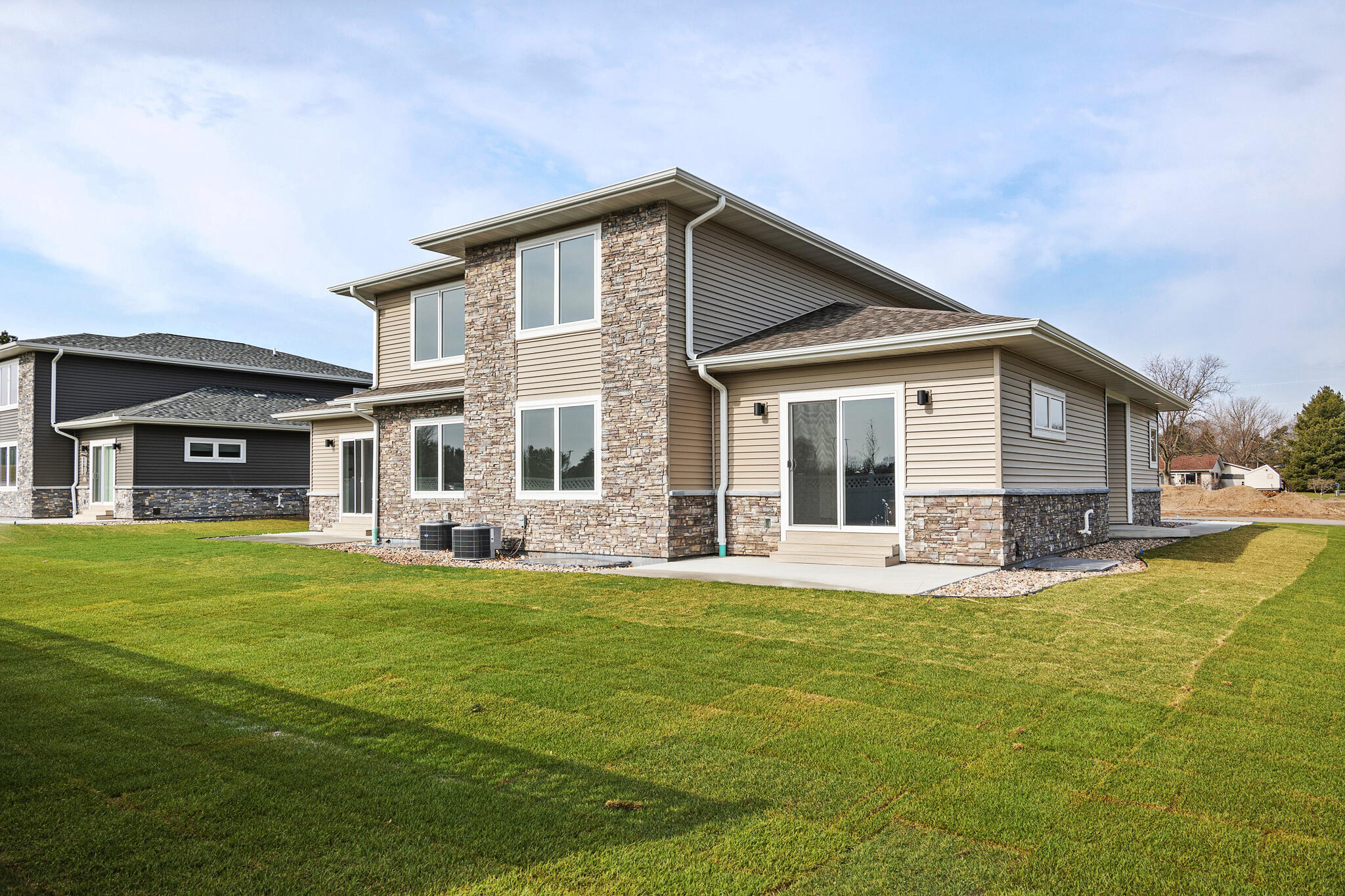 1200 Sween Dr Property Photo 1