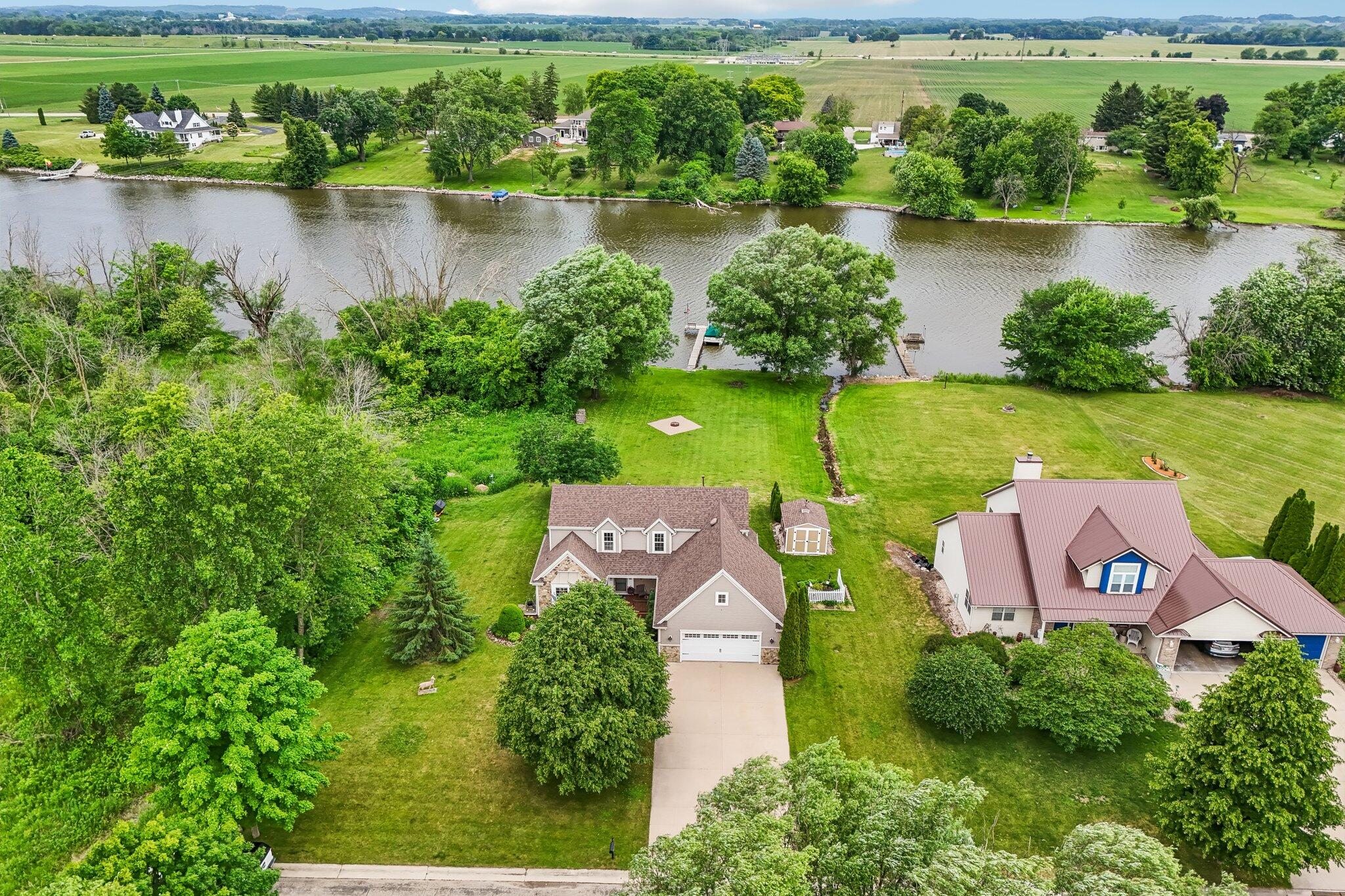 1085 Hillebrand Dr