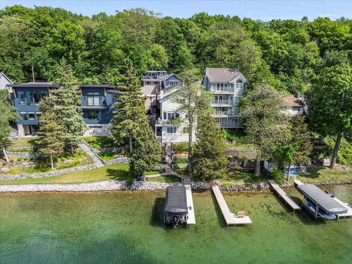 4763 Fontana Beach Rd Property Photo 1