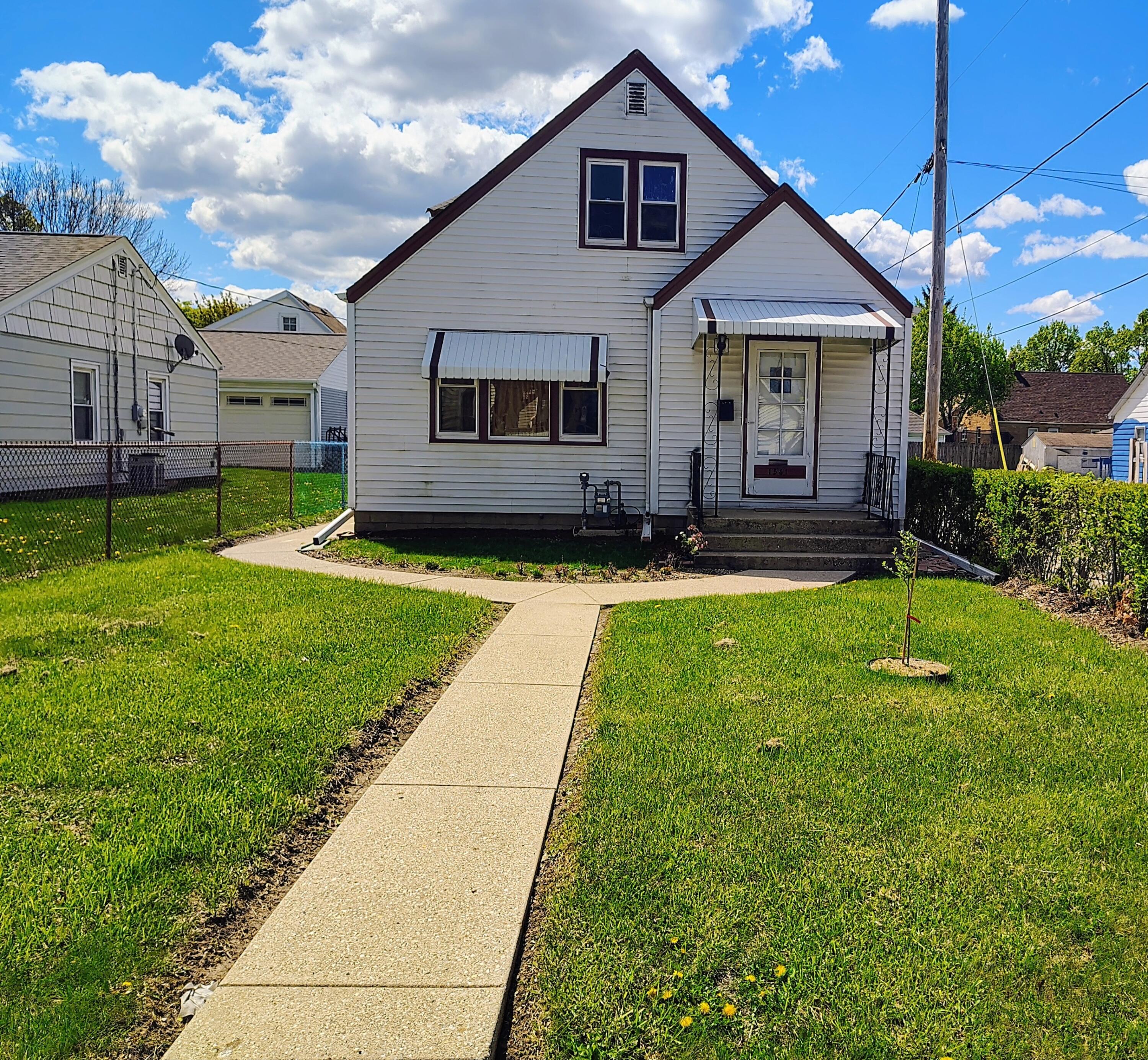 1561 W Morgan Ave Property Photo 1