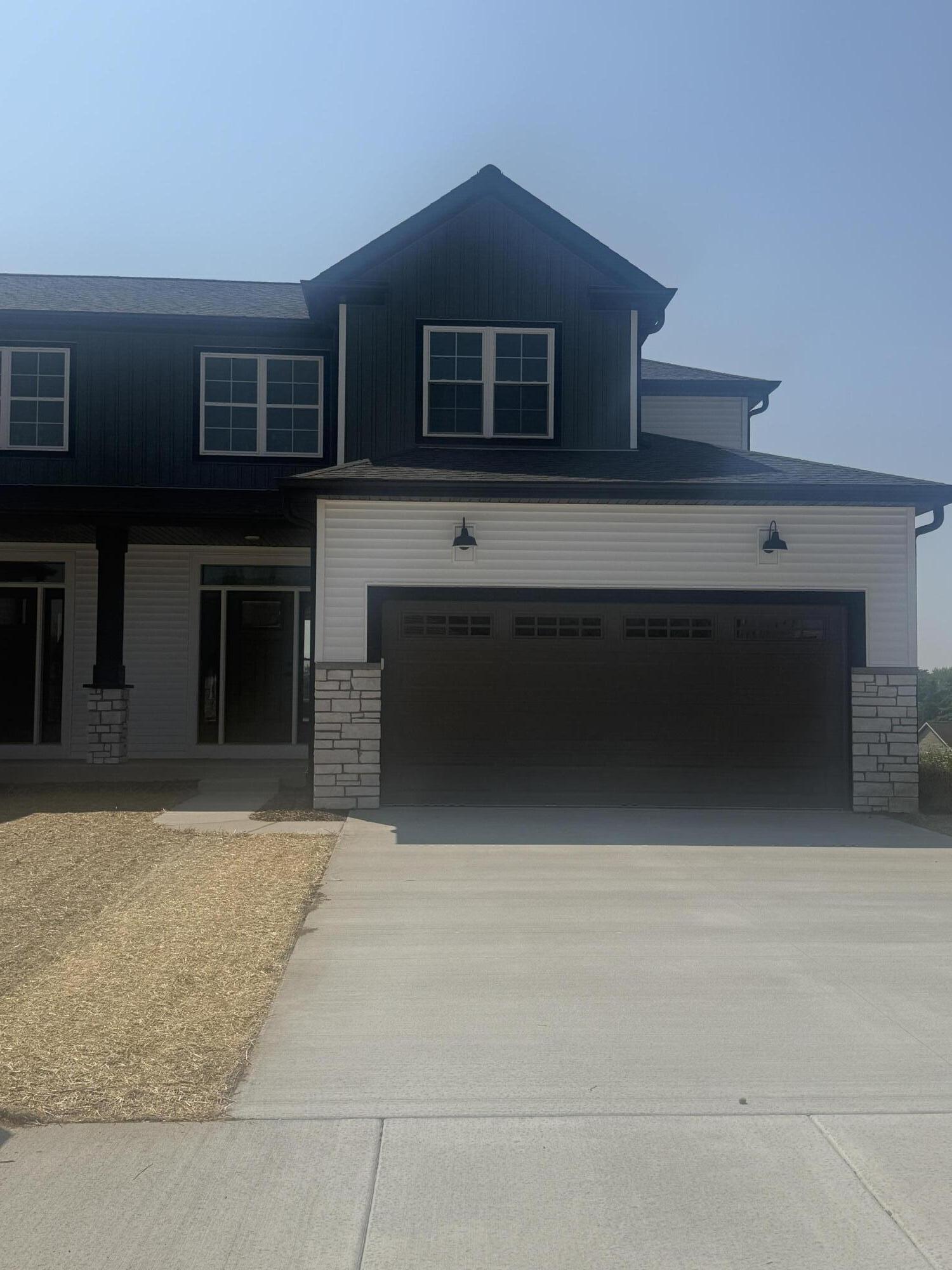 505 Golf Dr Property Photo 1