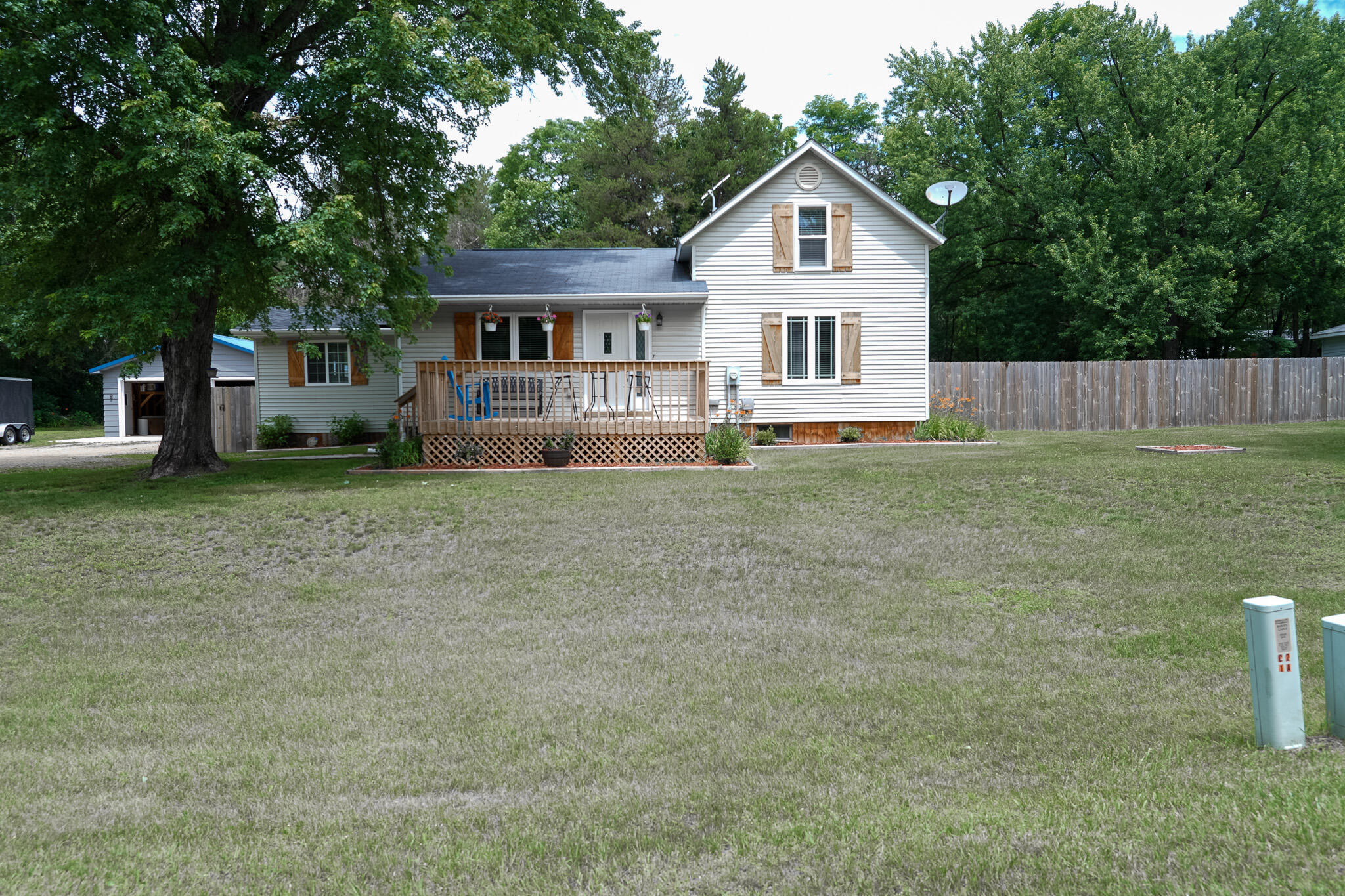 10560 Harmony Ave Property Photo 1