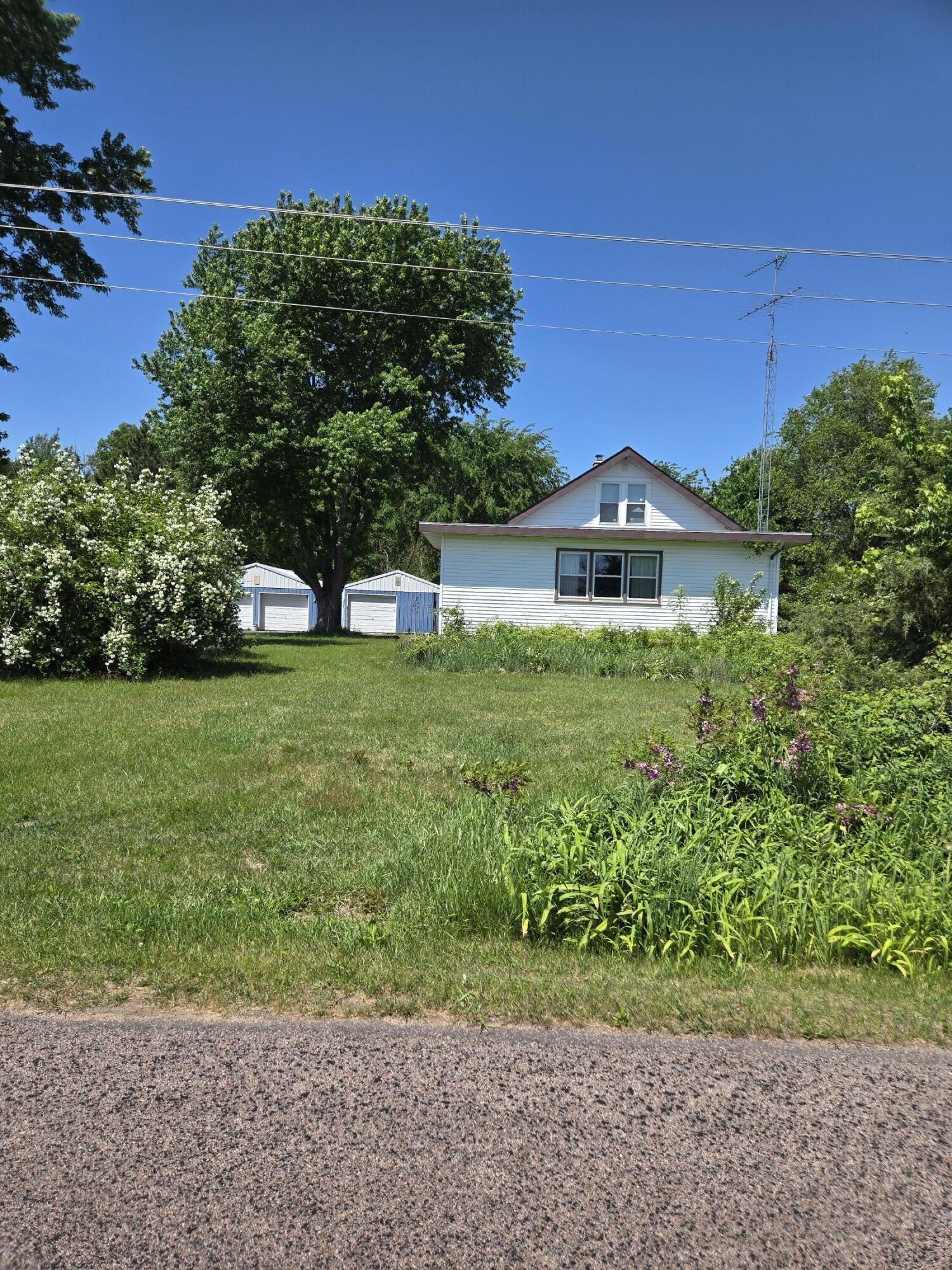 7177 8th Ave Property Photo 1
