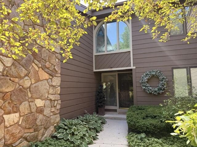 235 N Elm Grove Rd Property Photo 1