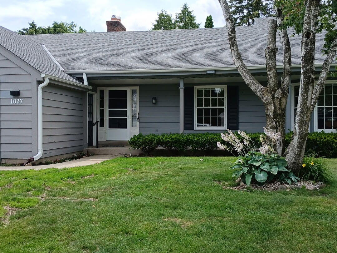 1027 W Shaker Cir Property Photo 1