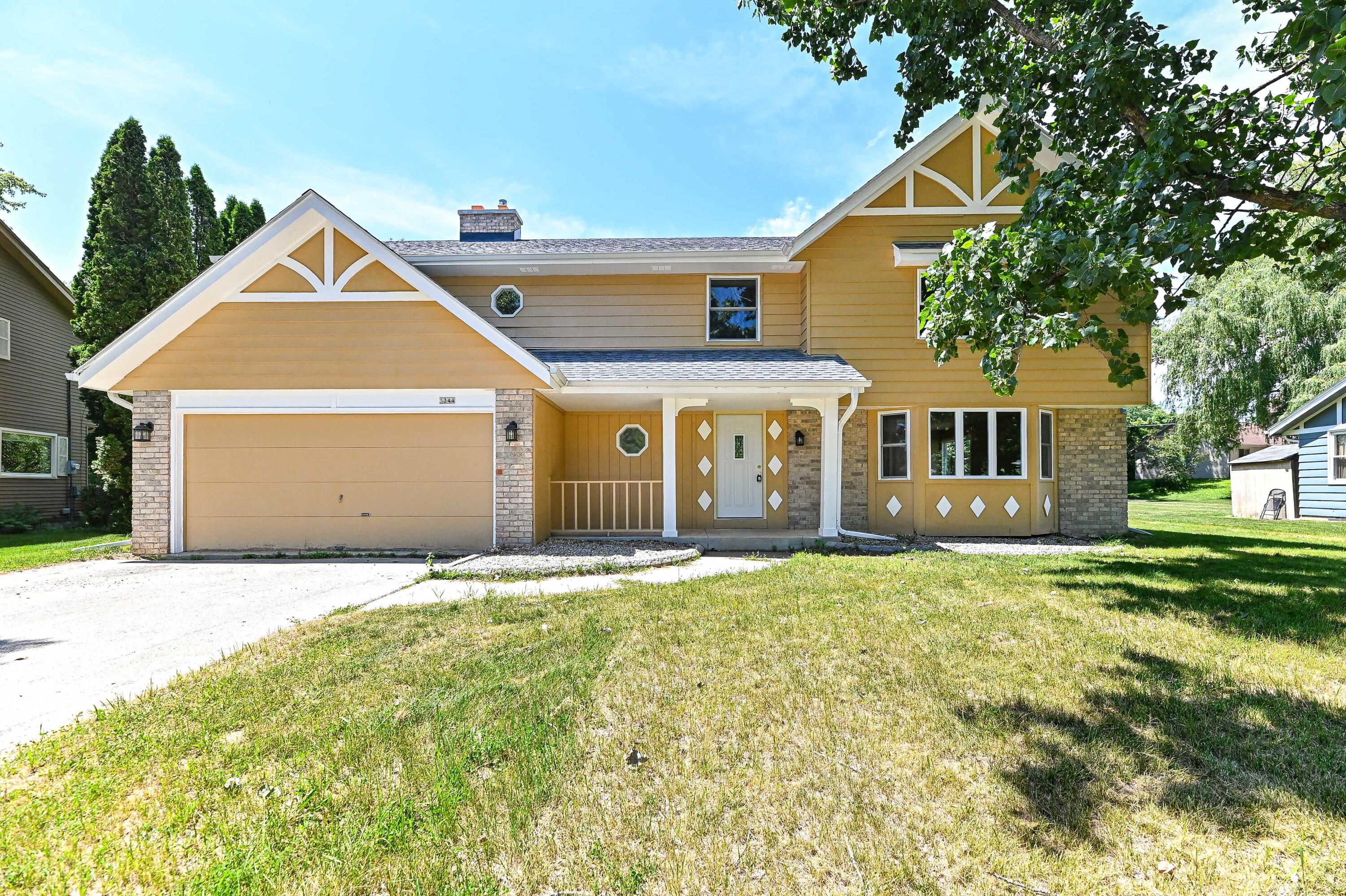 5344 Willowview Rd Property Photo 1