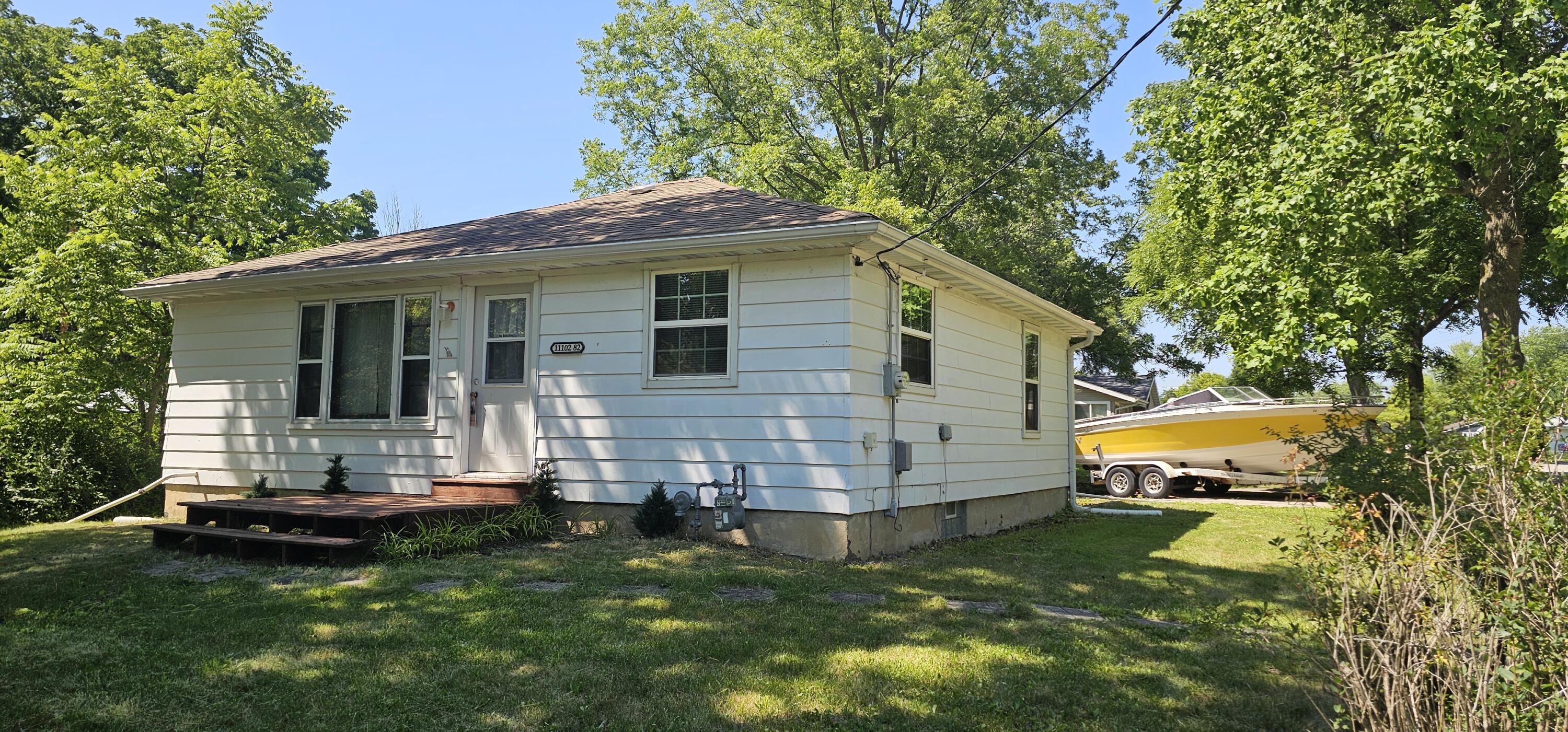 11102 82nd St Property Photo 1