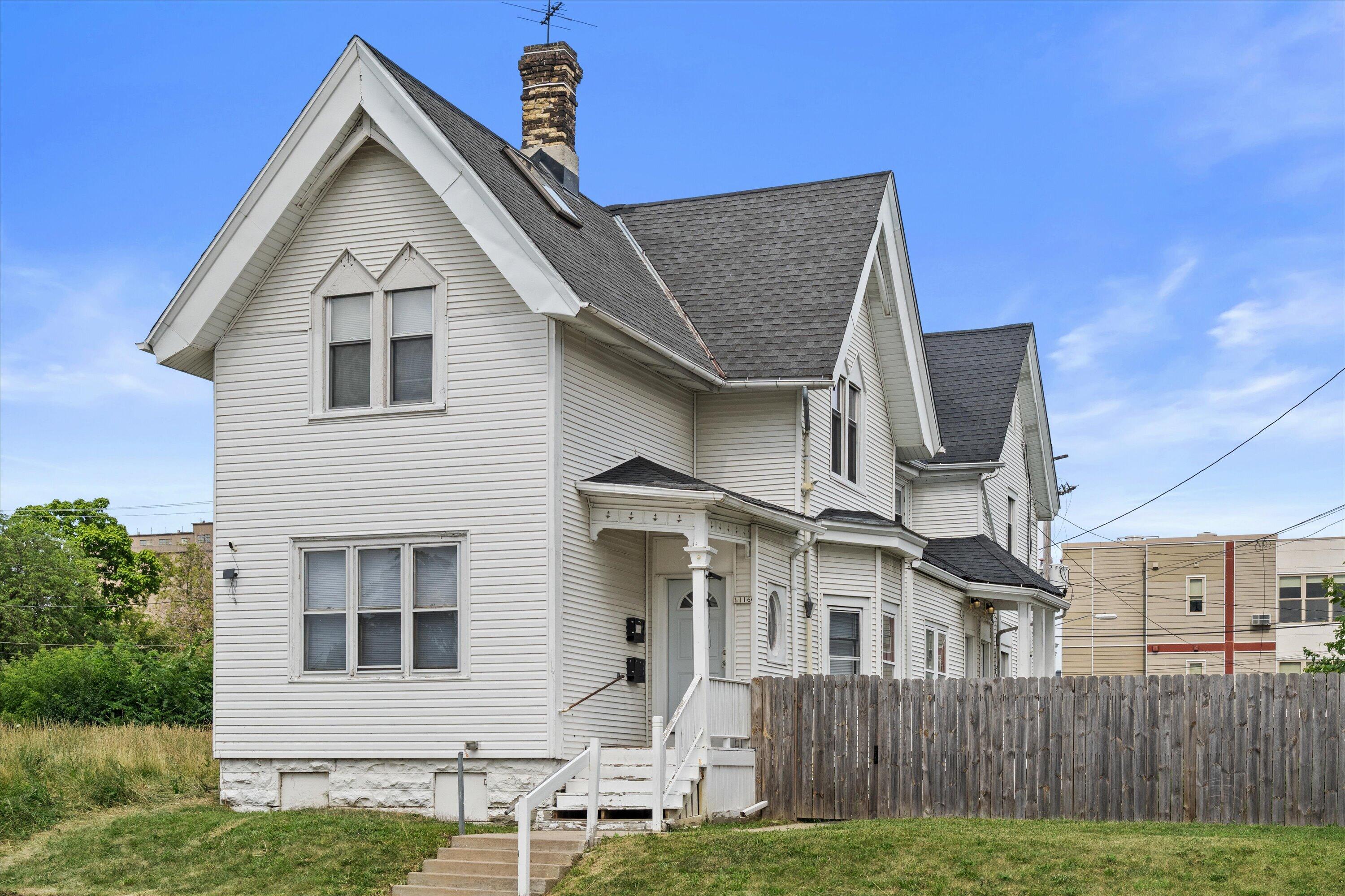 1116 N 13th St Property Photo 1