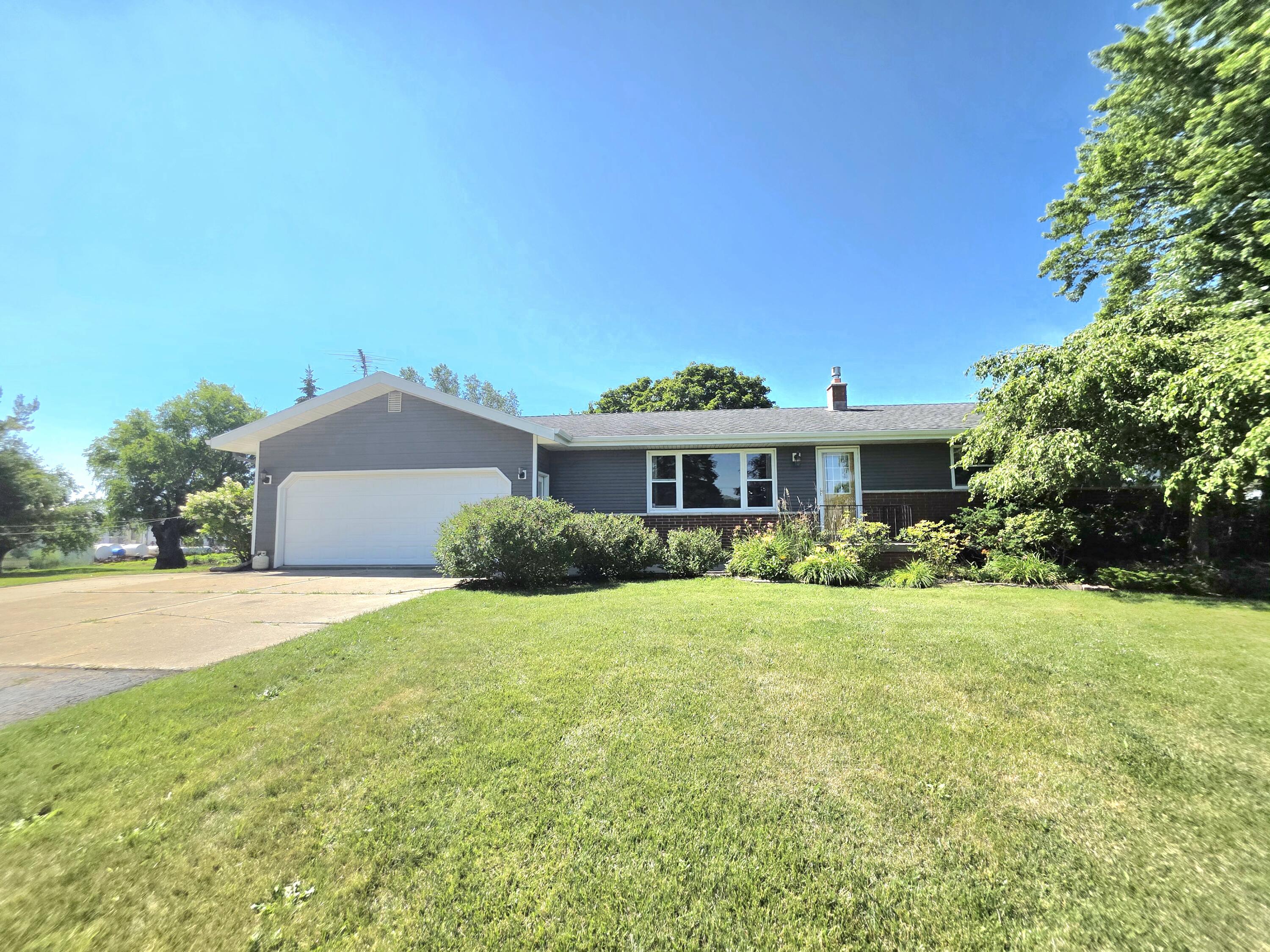 W2999 County Road O - Property Photo 1