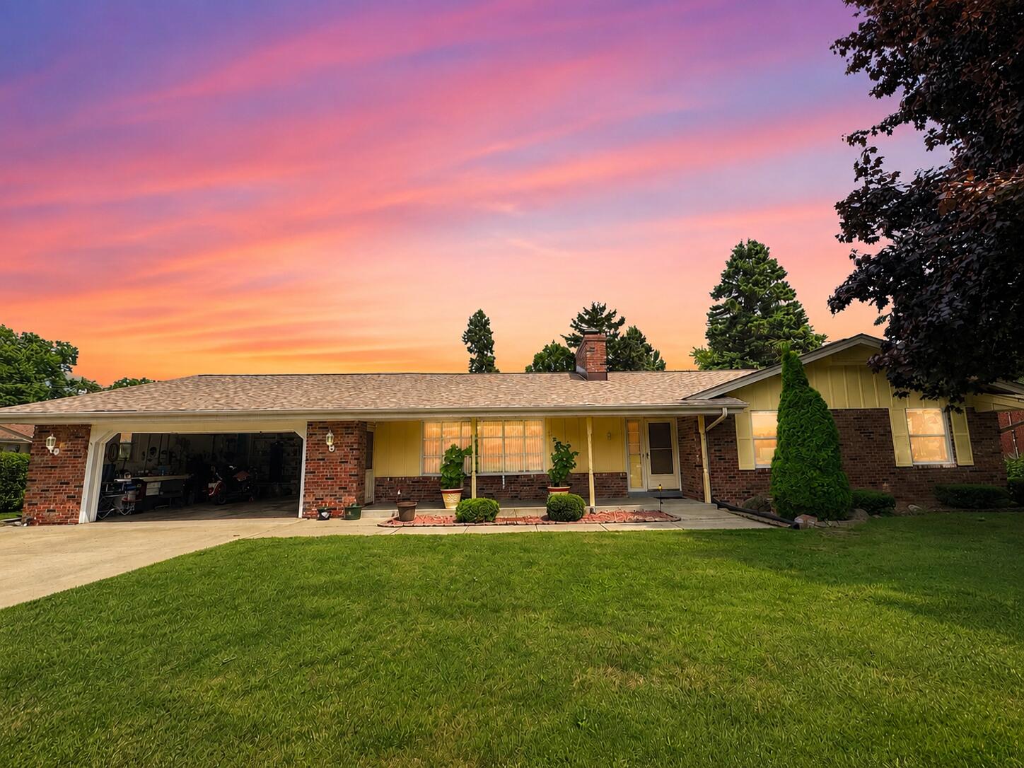 4215 Pennington Ln Property Photo 1