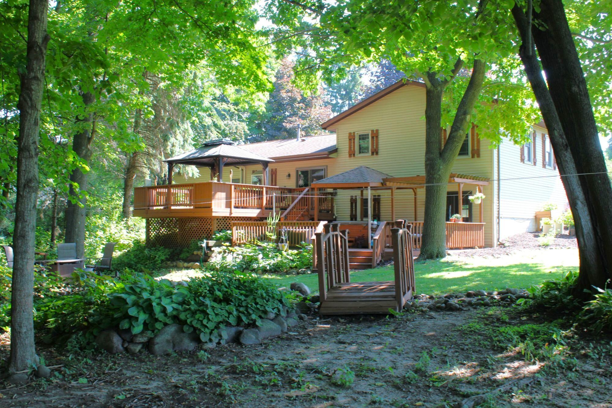 6905 Colt Cir Property Photo 1