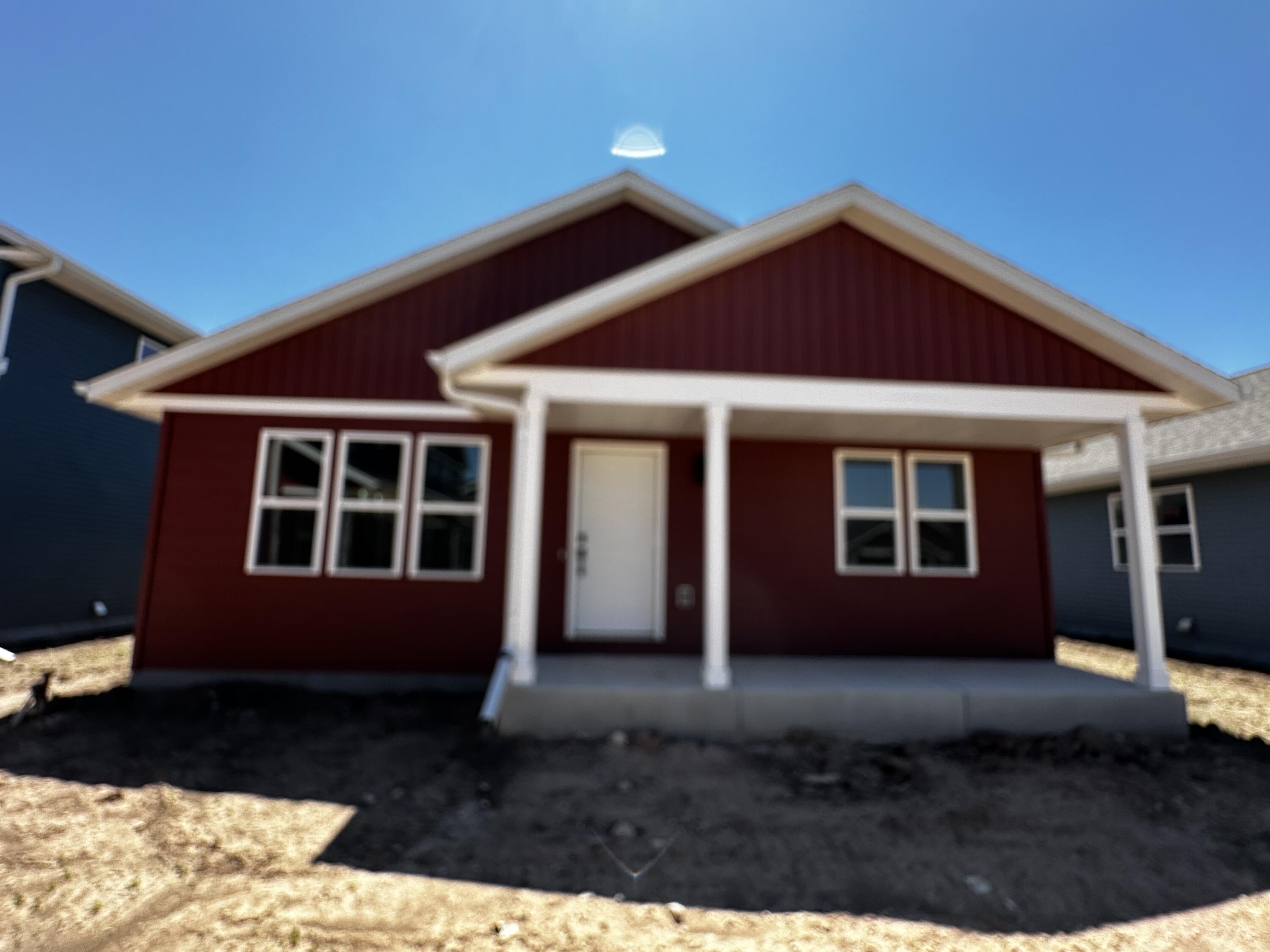 1056 Wipple Way Property Photo 1