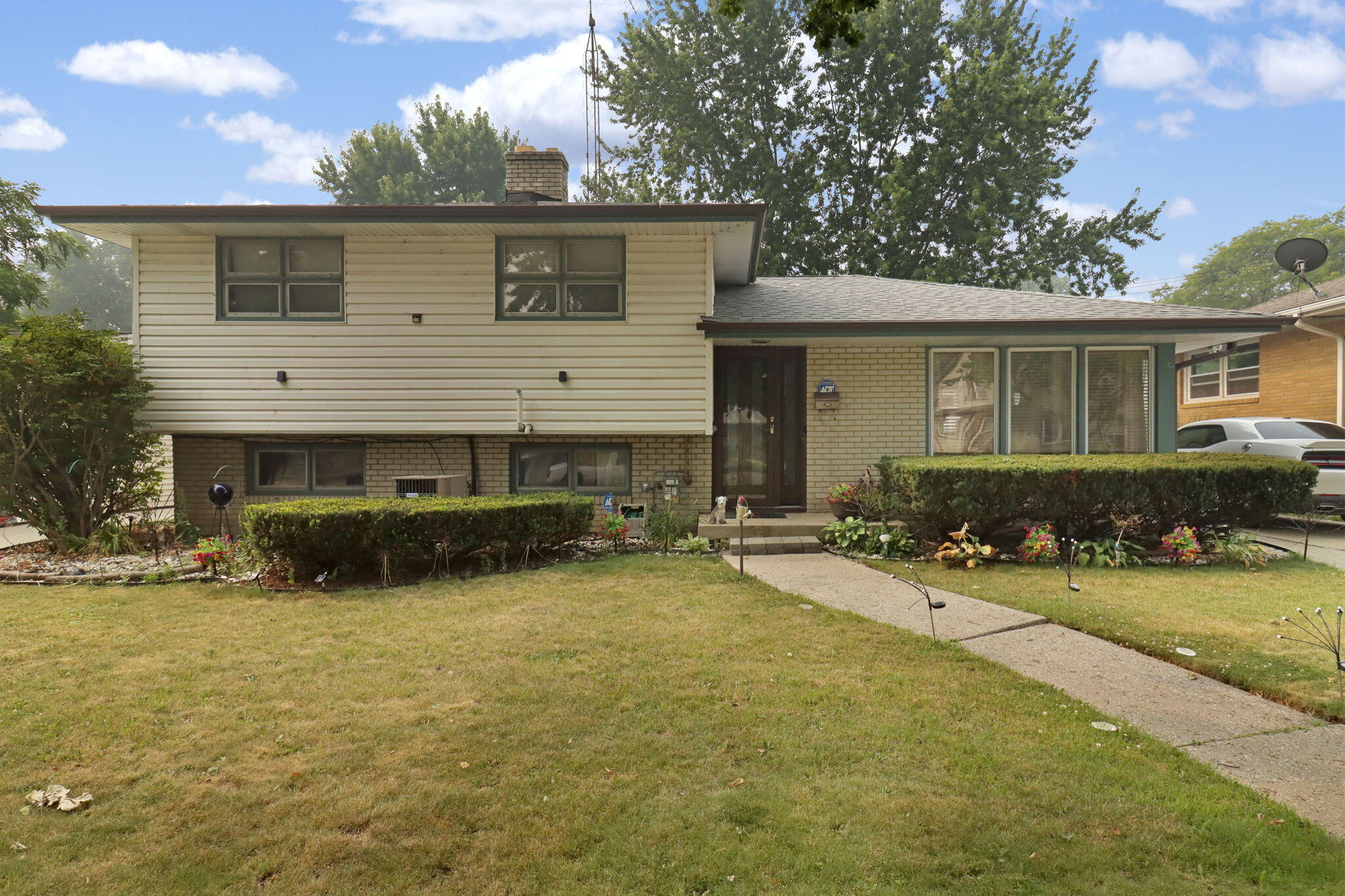 629 North St Property Photo 1
