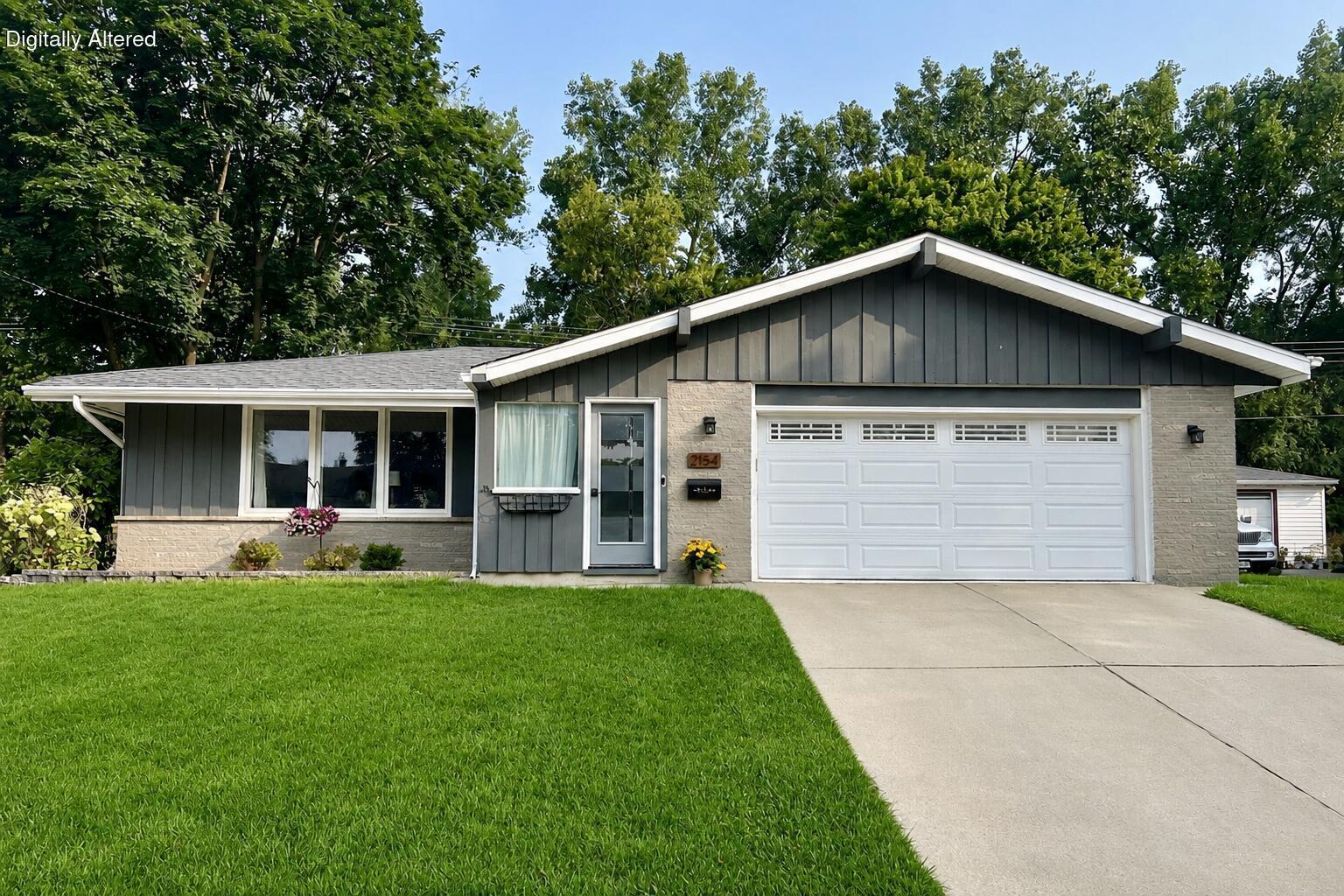 2154 Empire Dr Property Photo 1