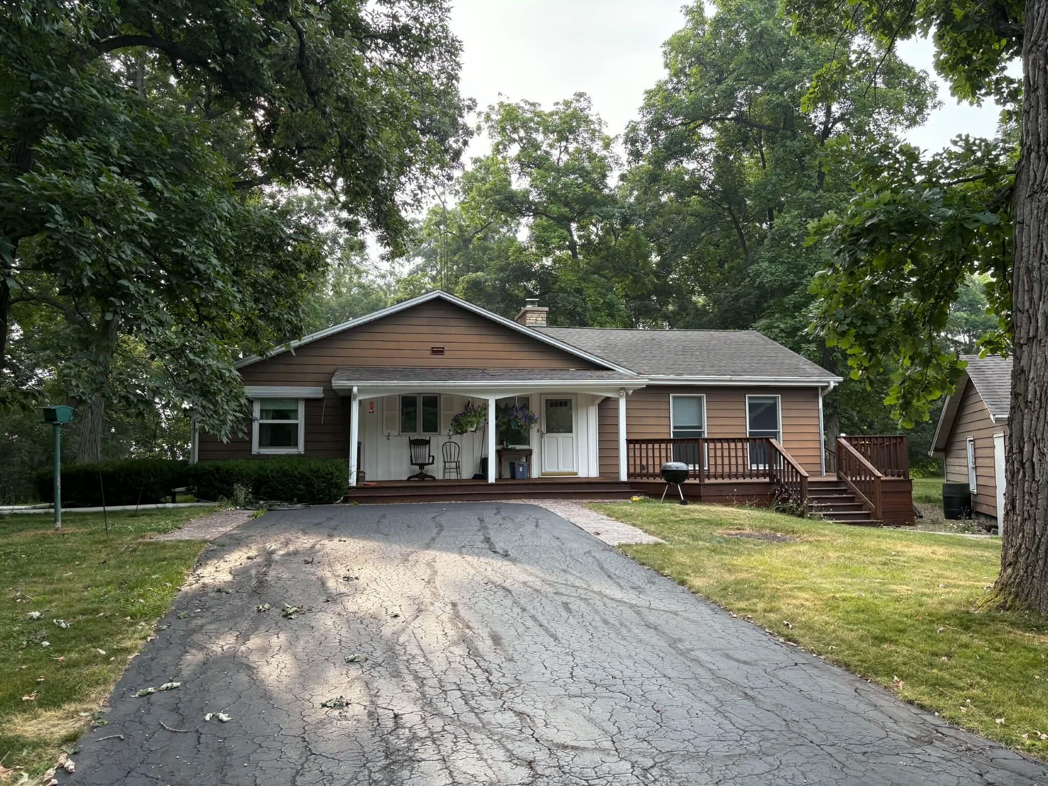 2201 67th Dr Property Photo 1
