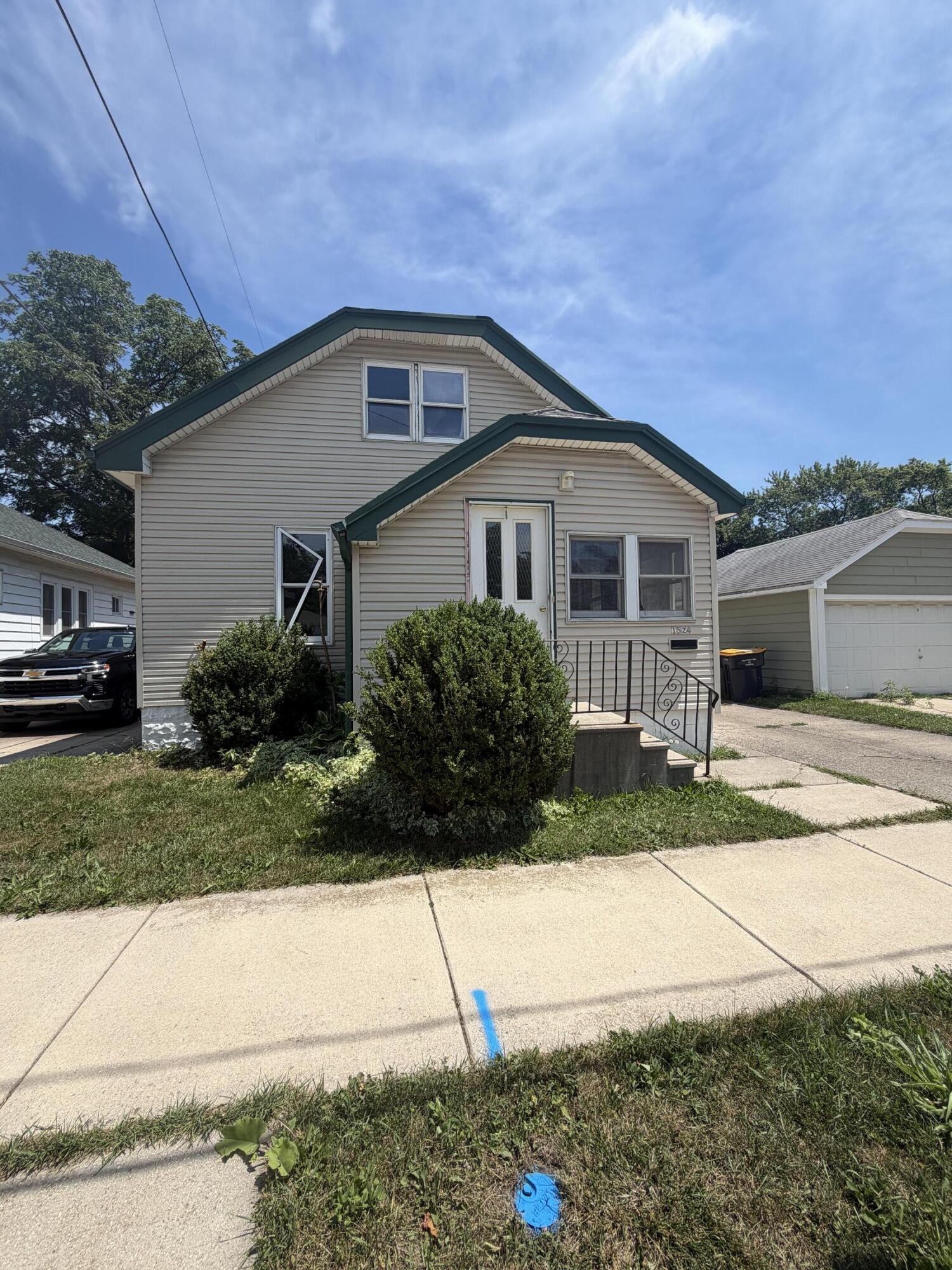 1524 S 87th St Property Photo 1