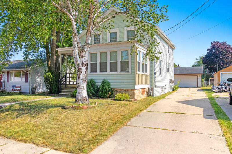 2515 16th St Property Photo 1