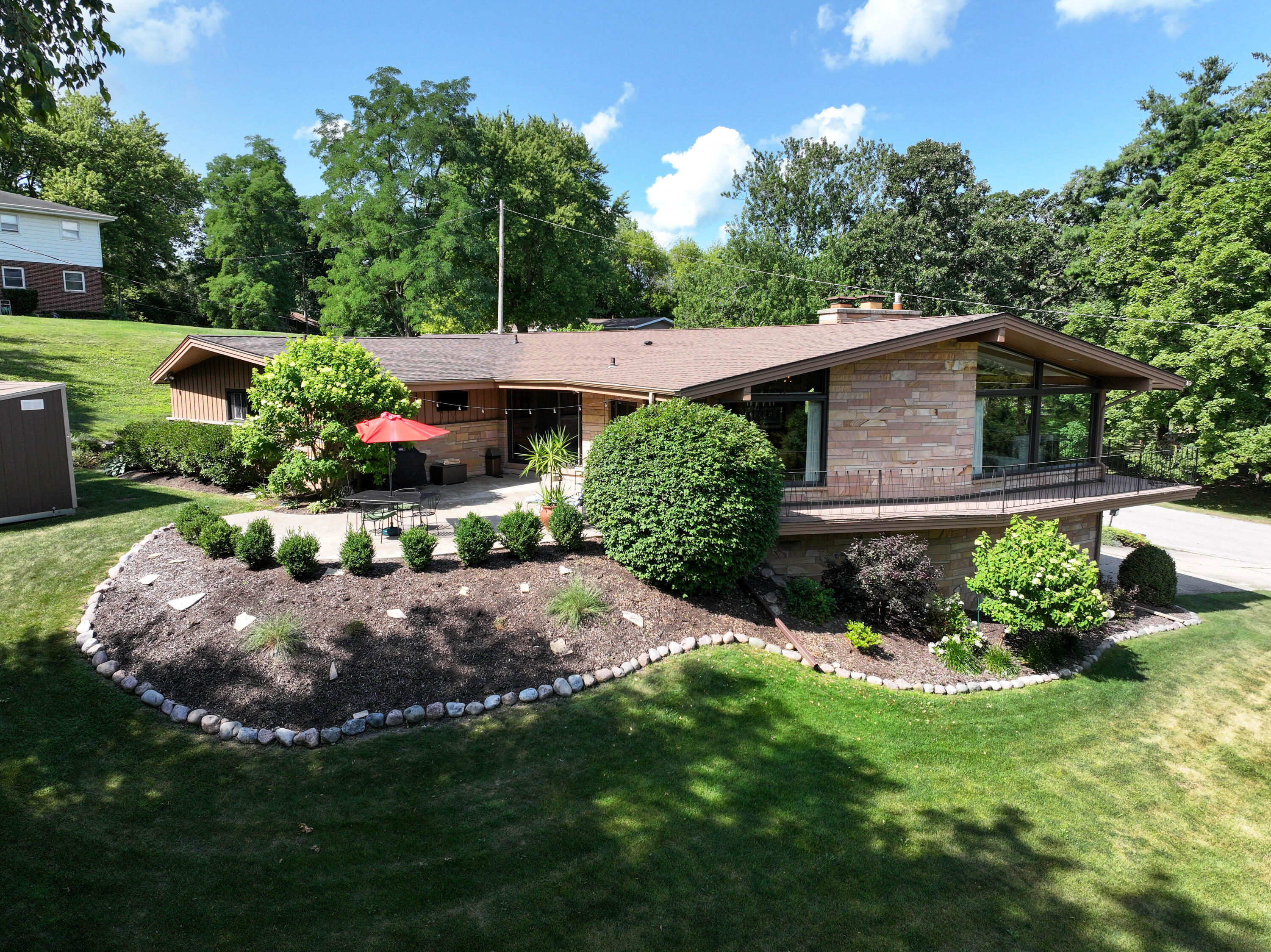 410 Oak Hill Rd Property Photo 1
