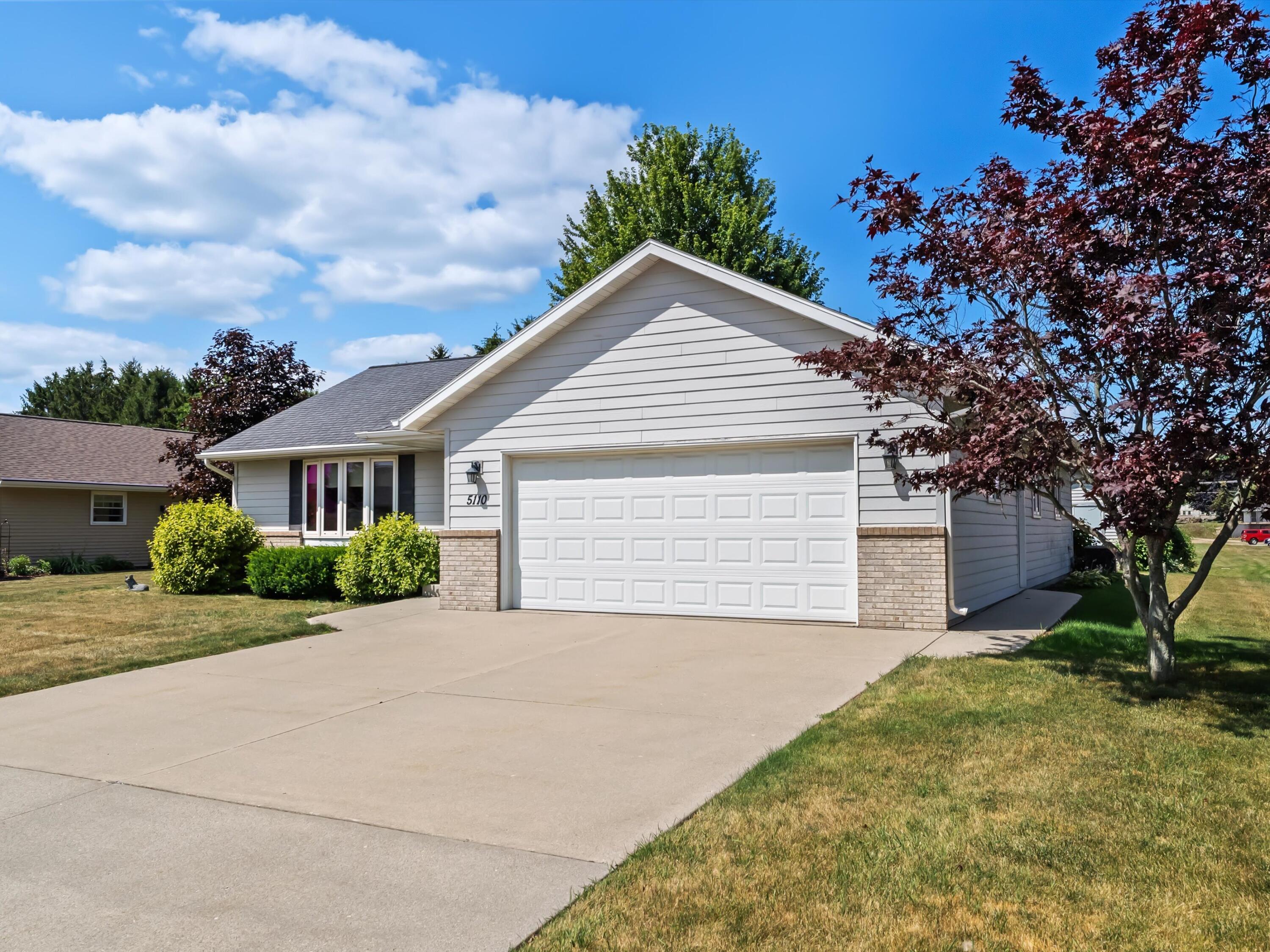 5110 White Fox Dr Property Photo 1