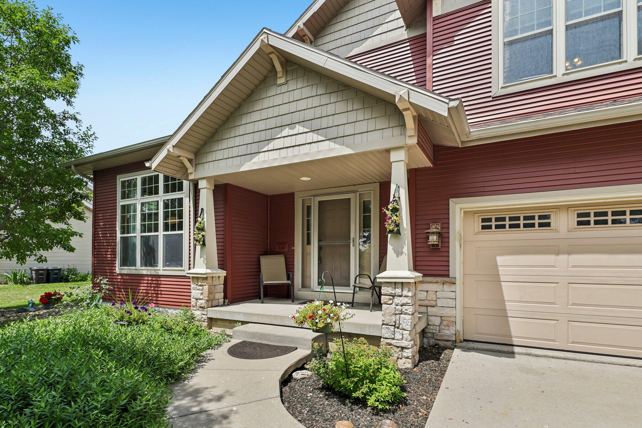 110 Brewster Dr Property Photo 1