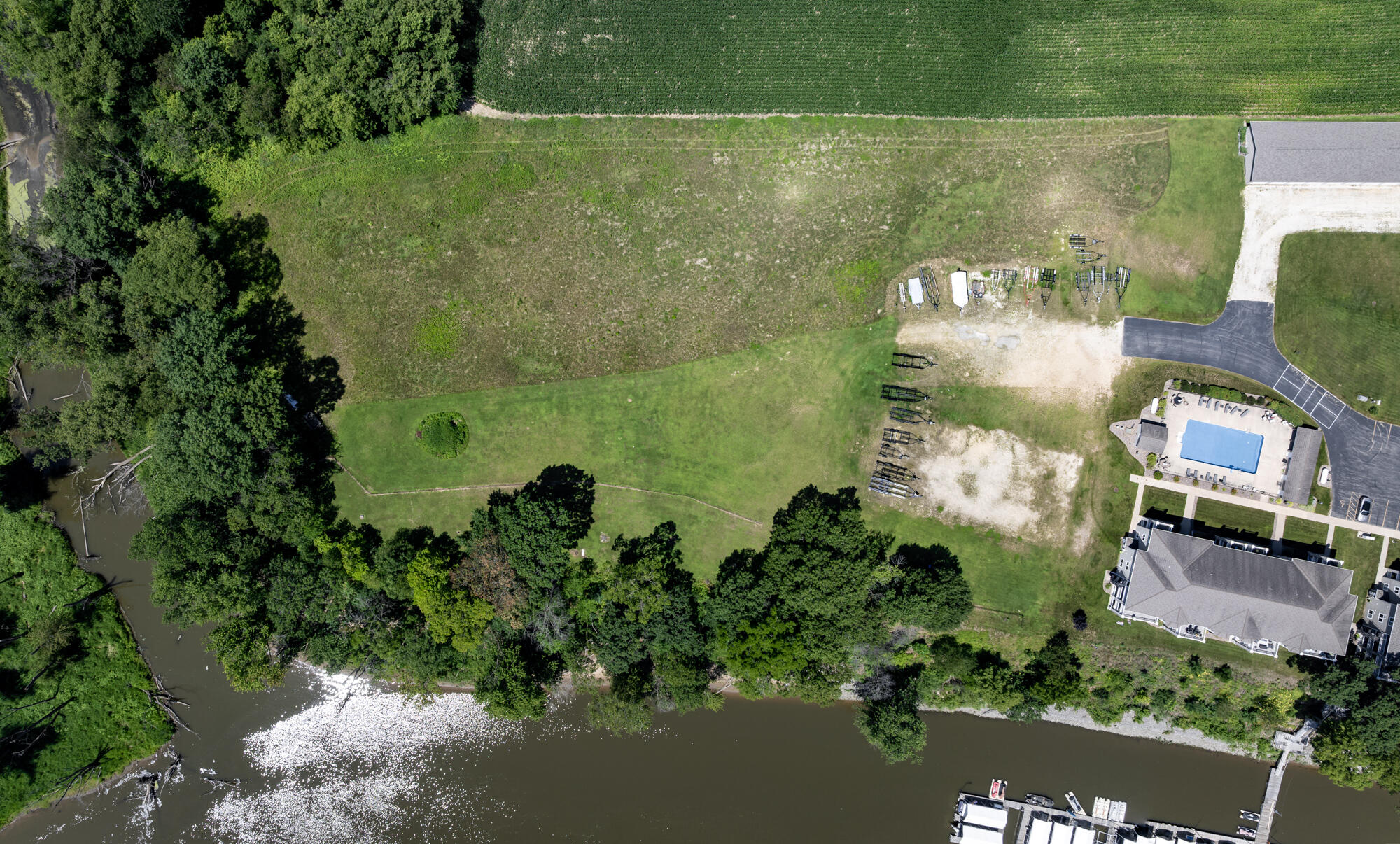 000 Sandy Point Rd