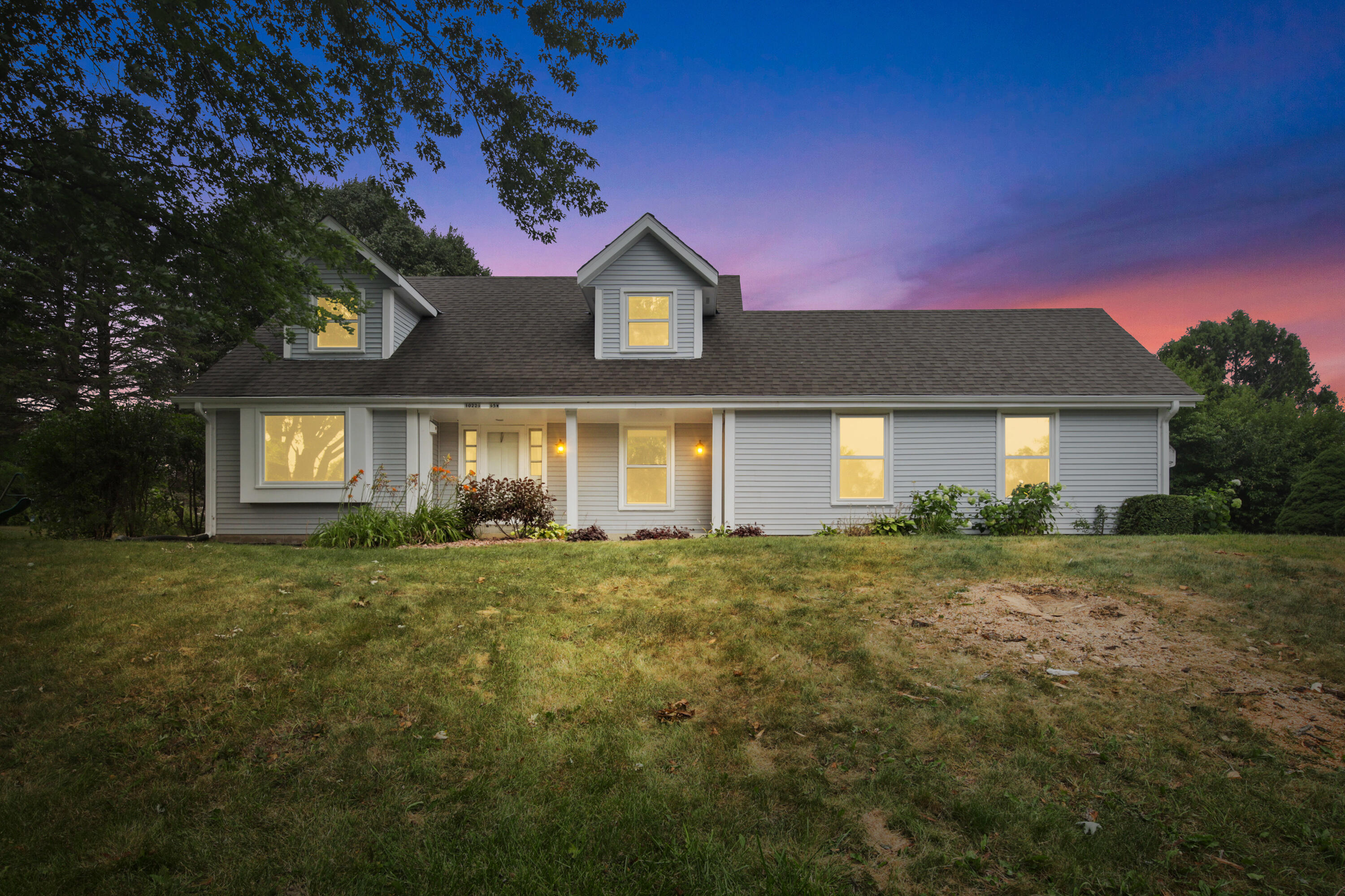 10229 N Concord Dr Property Photo 1