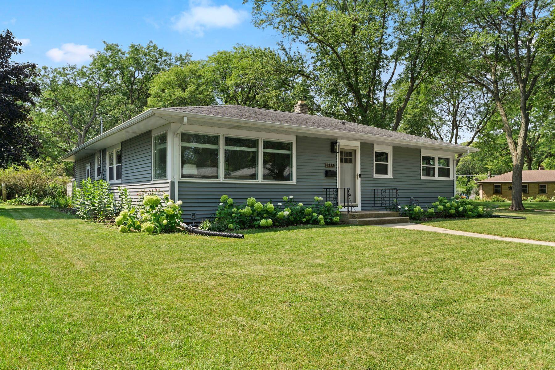 1333 Bluebird Ter Property Photo 1