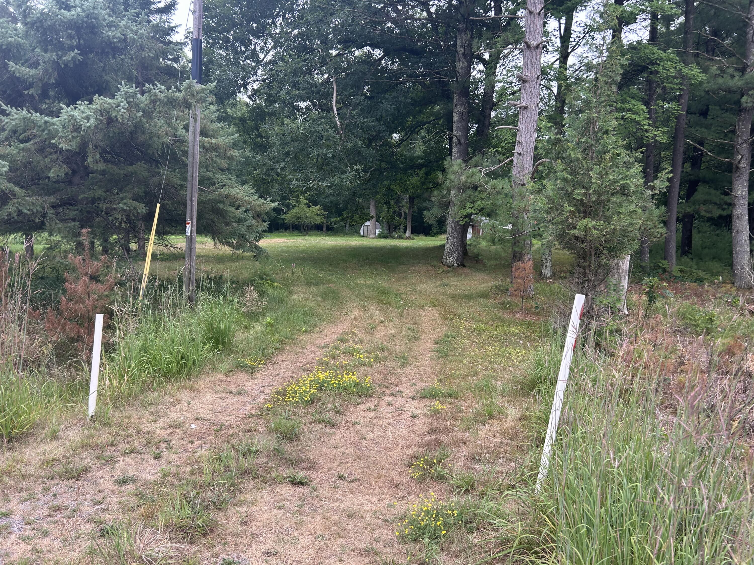 W7877 Hwy 95 - Property Photo 1
