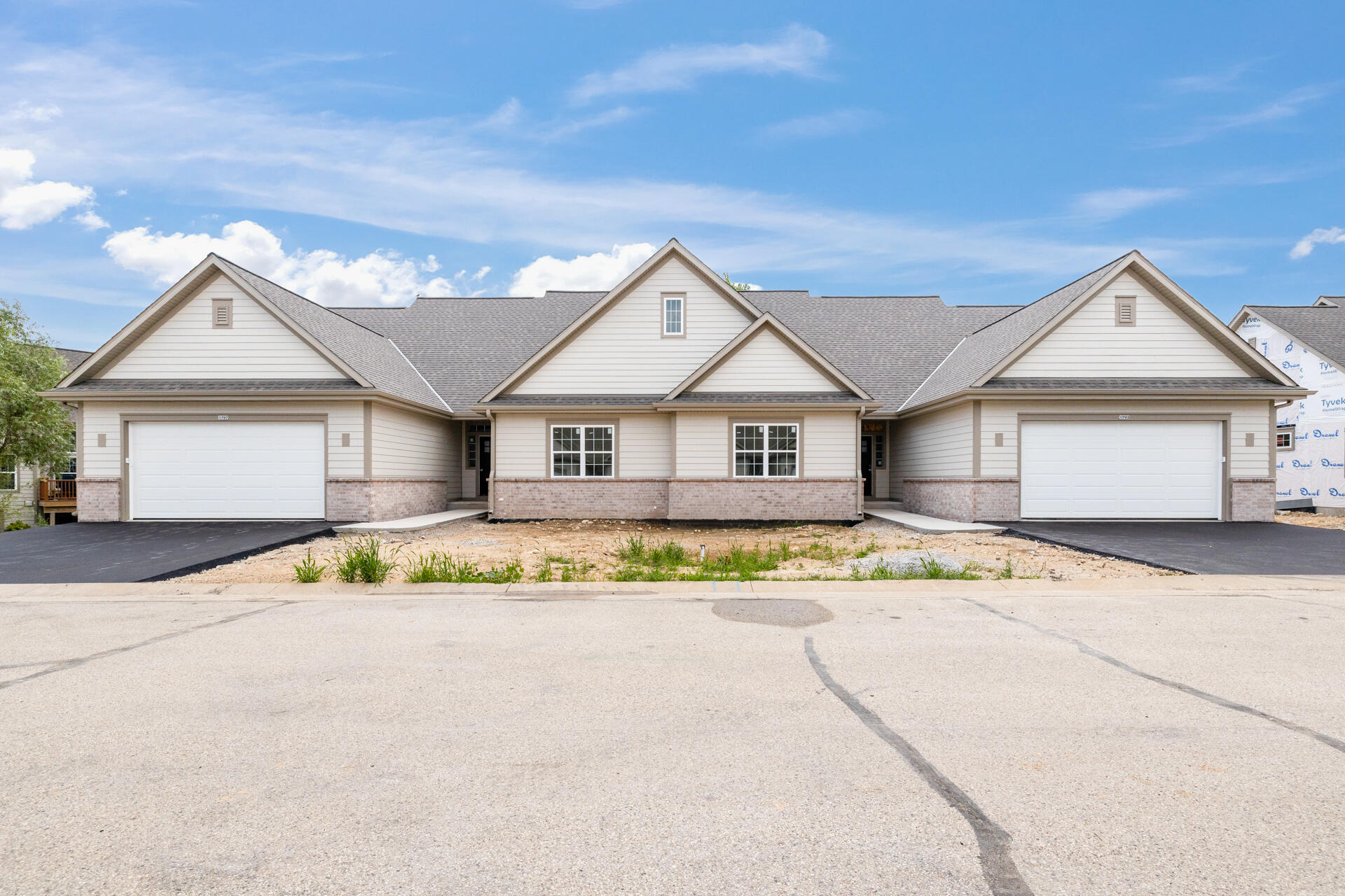1793 Cedar Ridge Dr Property Photo 1