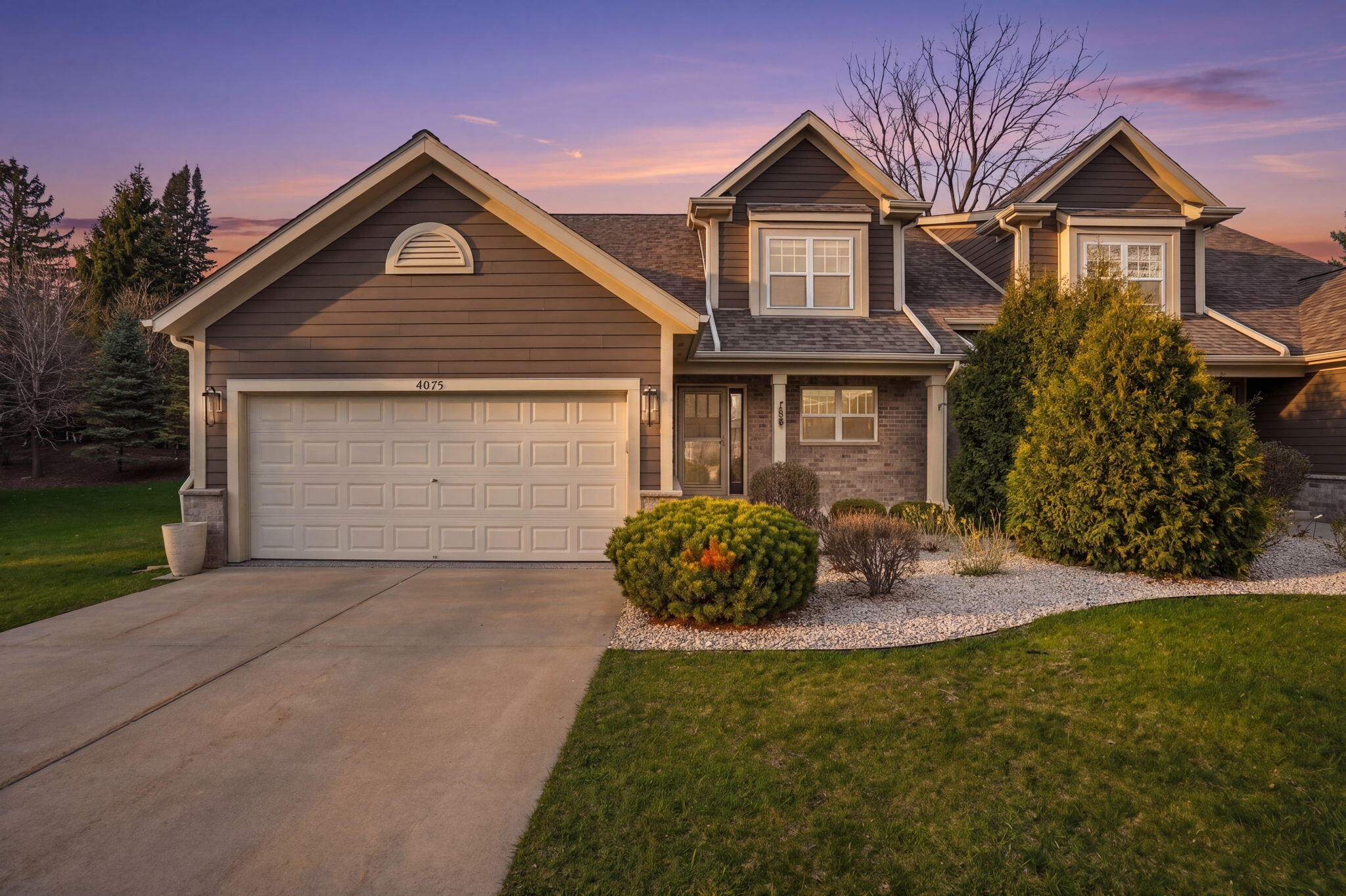4075 Wyndham Pointe Cir Property Photo 1