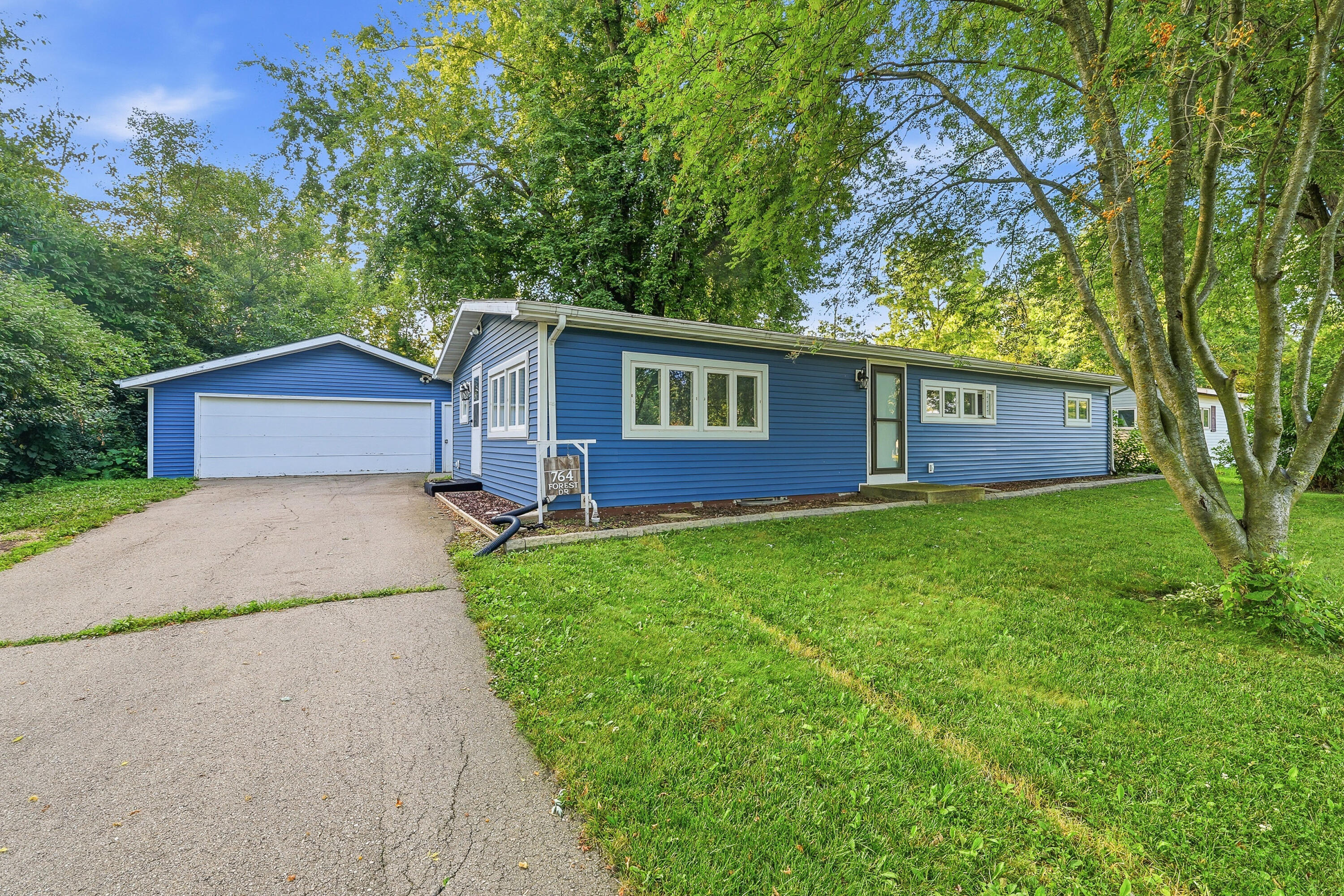 764 Forest Dr Property Photo 1