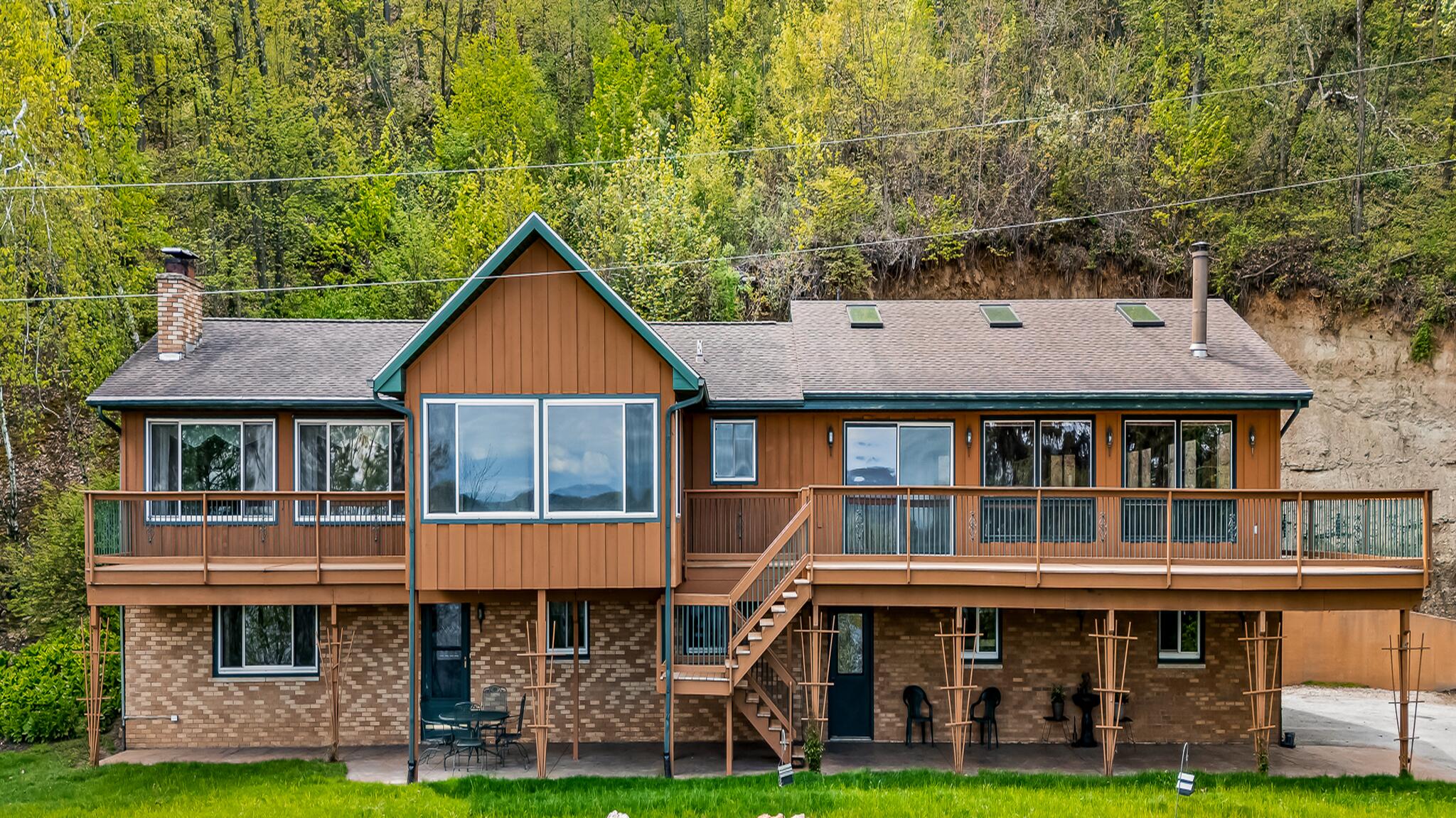 13004 State 26 - Property Photo 1