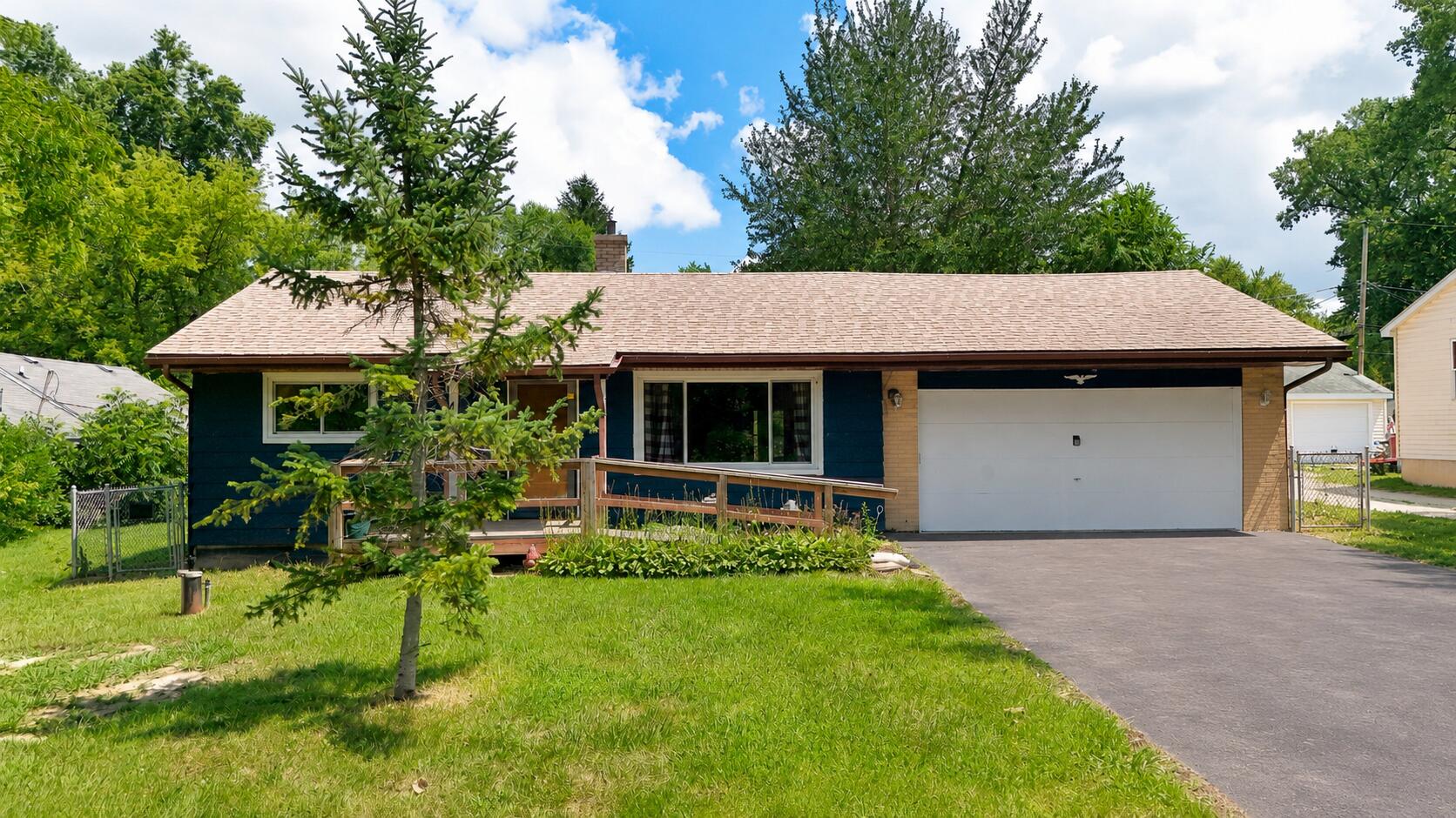 11341 271st Ave Property Photo 1