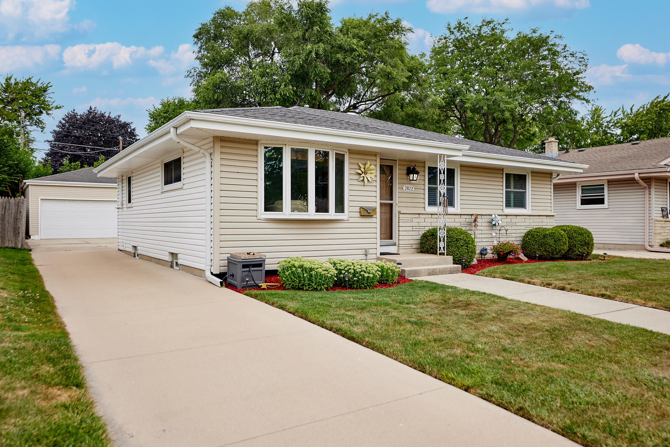 2822 Orchard St Property Photo 1