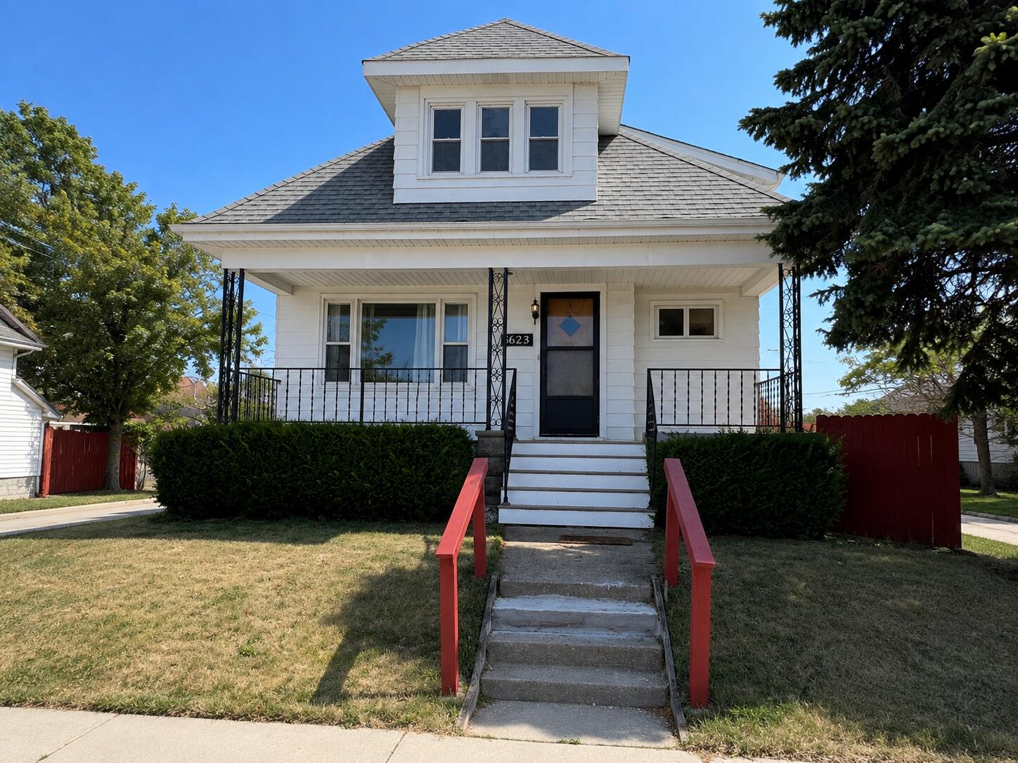 3623 E Morris Ave Property Photo 1