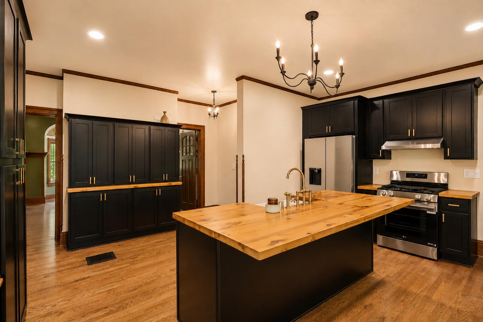 6789 N Elm Tree Rd Property Photo 1