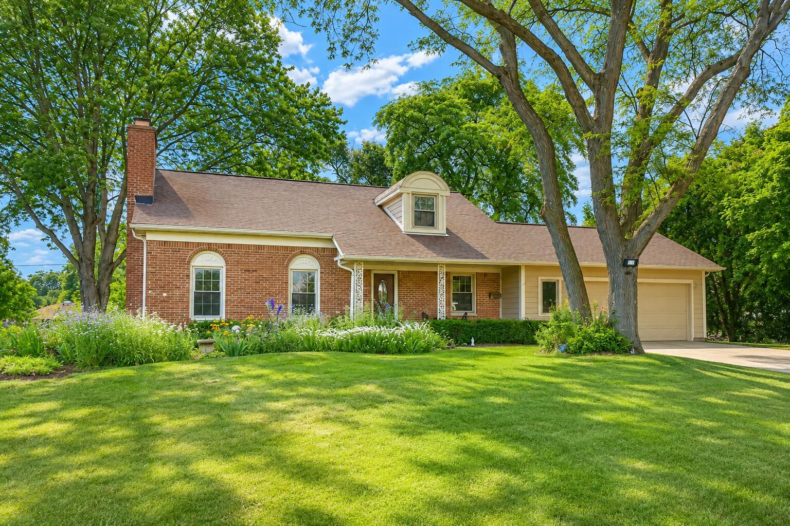 427 Susan Ln