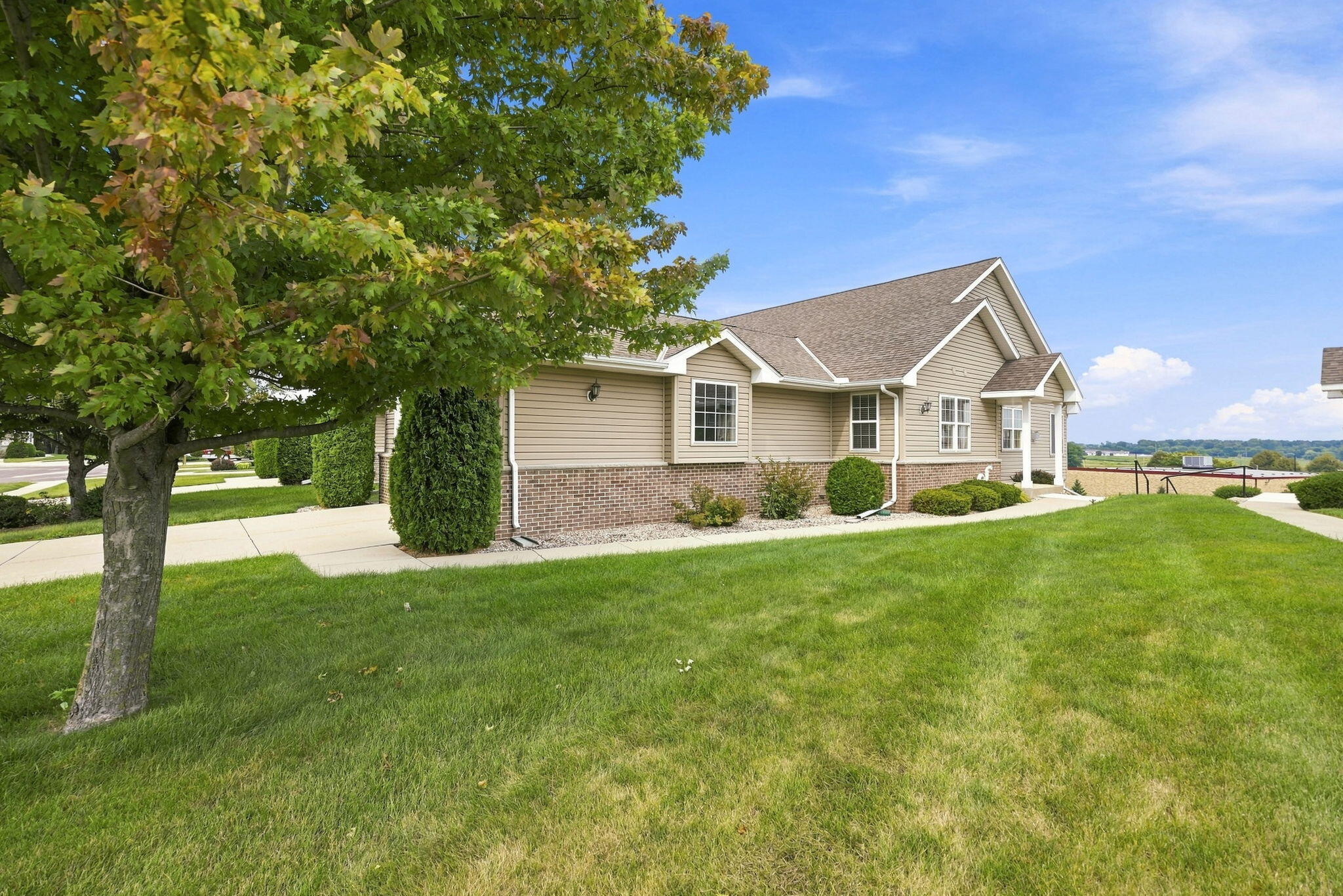 118 Summit Ct Property Photo 1
