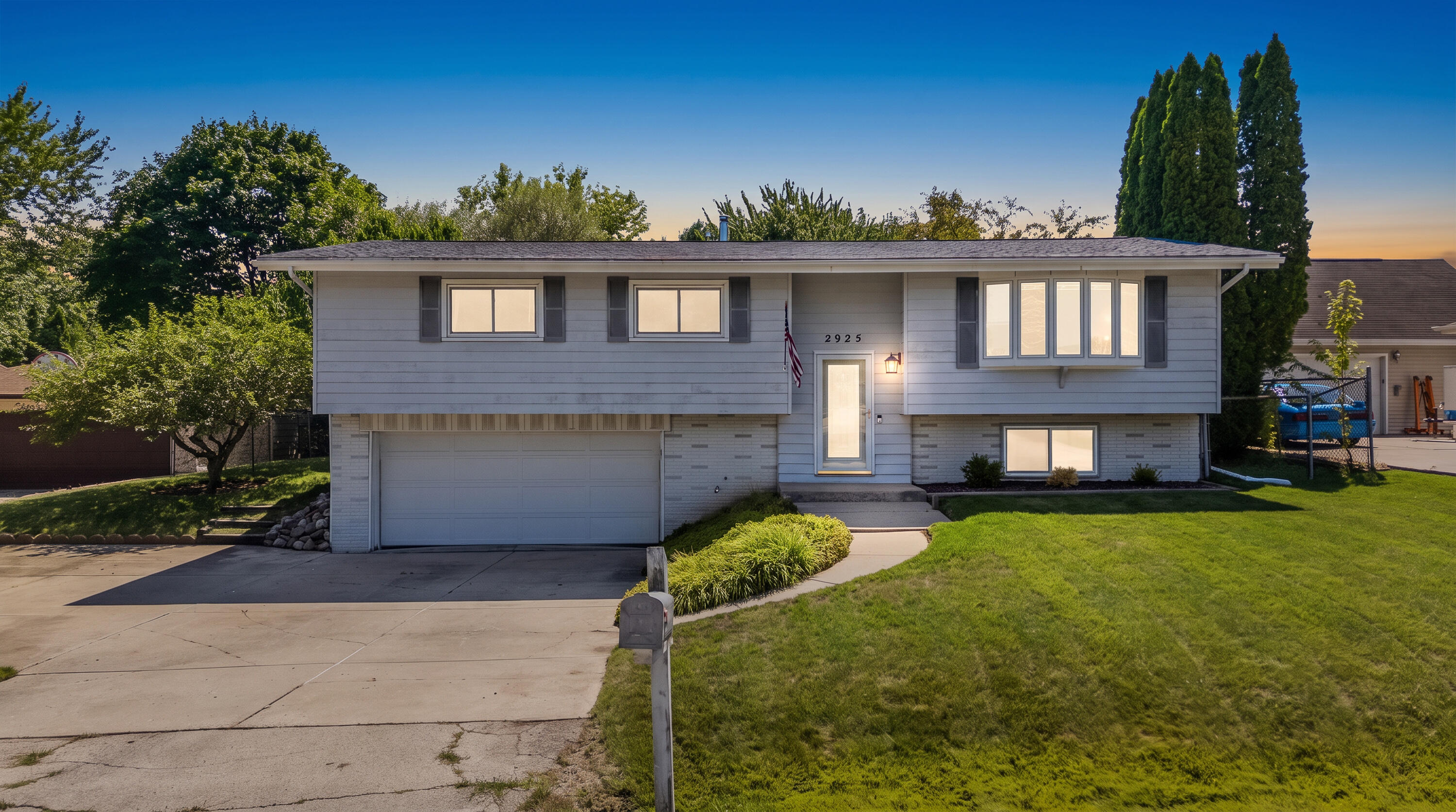 2925 Cherry Tree Ct