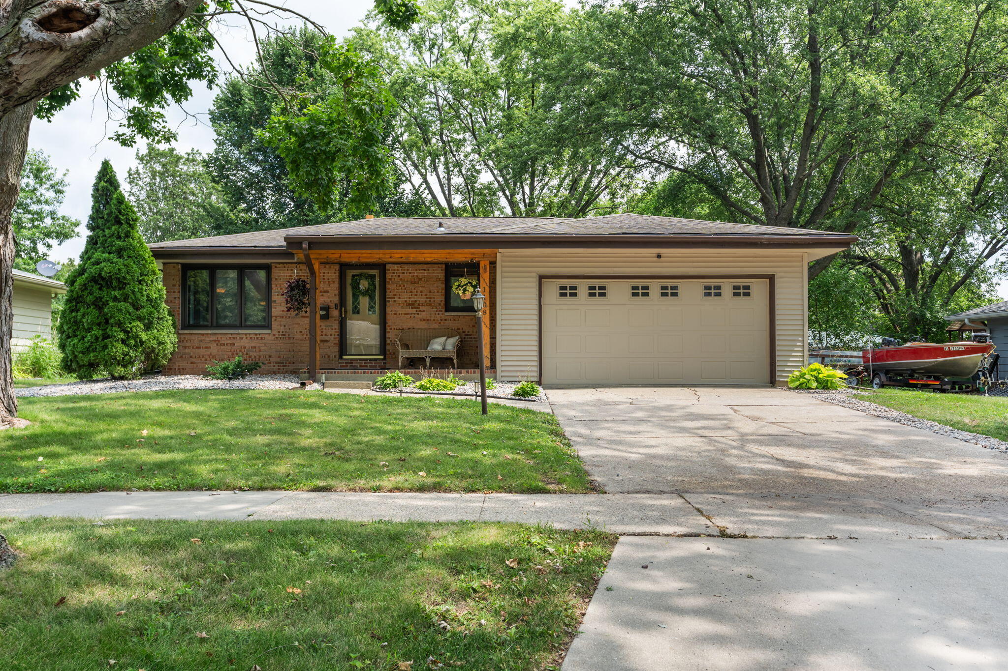 1108 Erie Dr