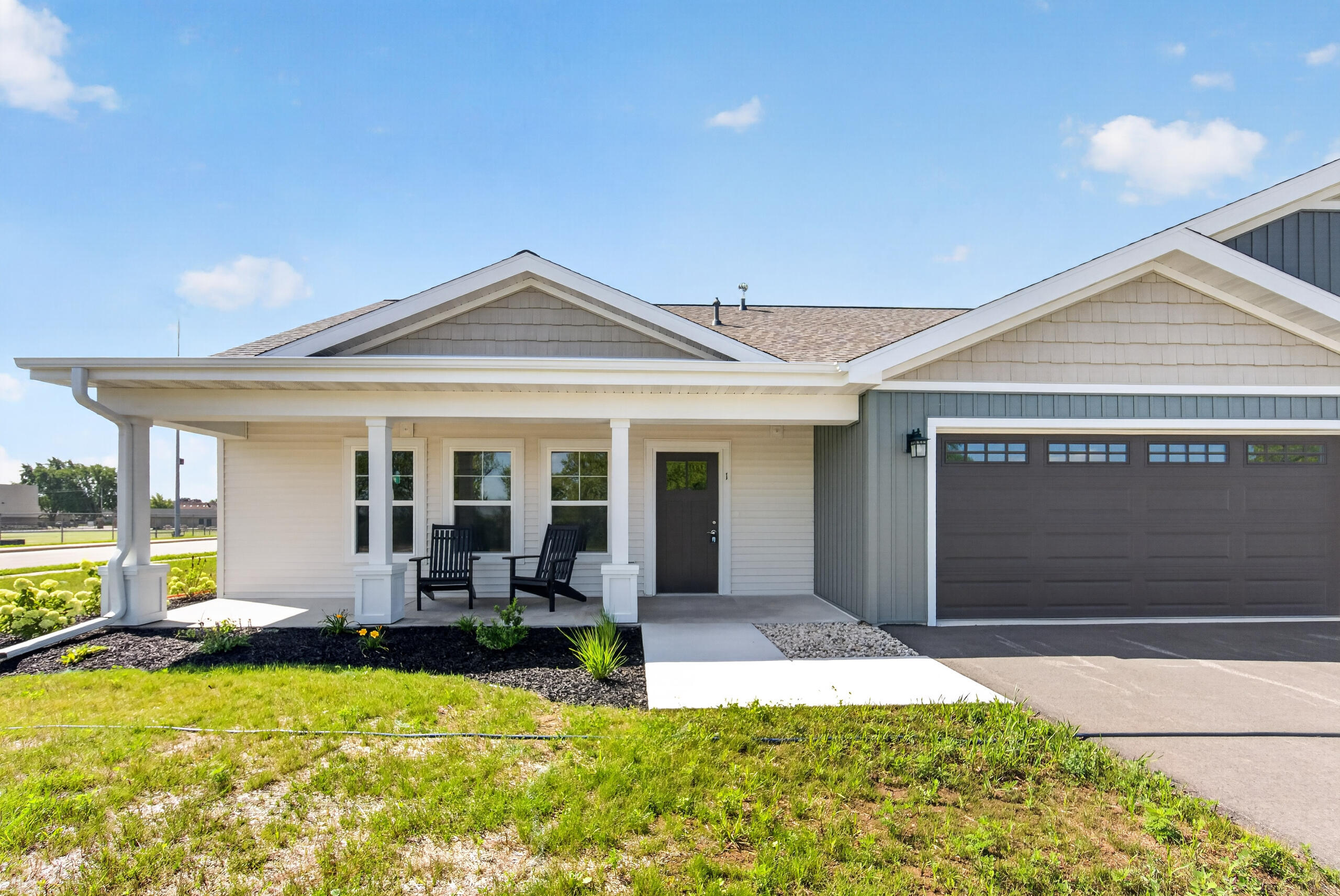 1601 Wildlife Dr Property Photo 1