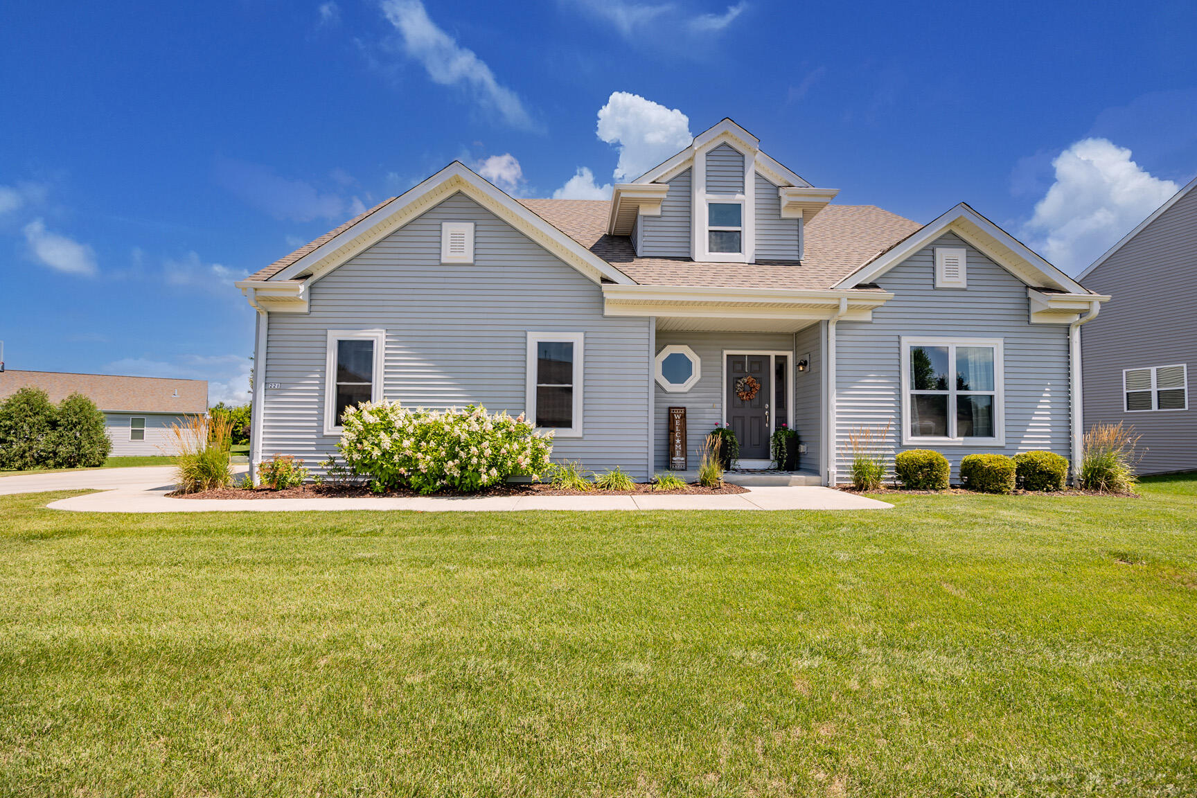 221 Arbor Point Ave