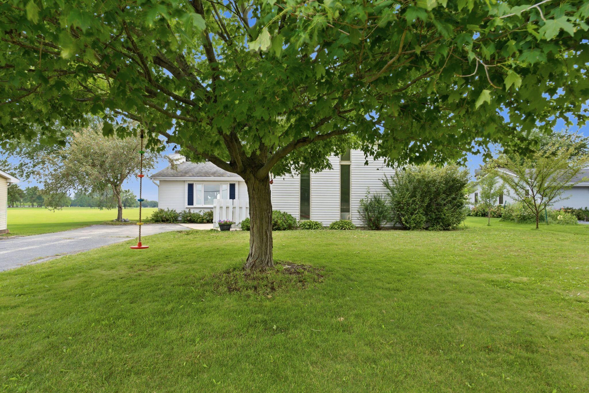 10119 Dunkelow Rd Property Photo 1