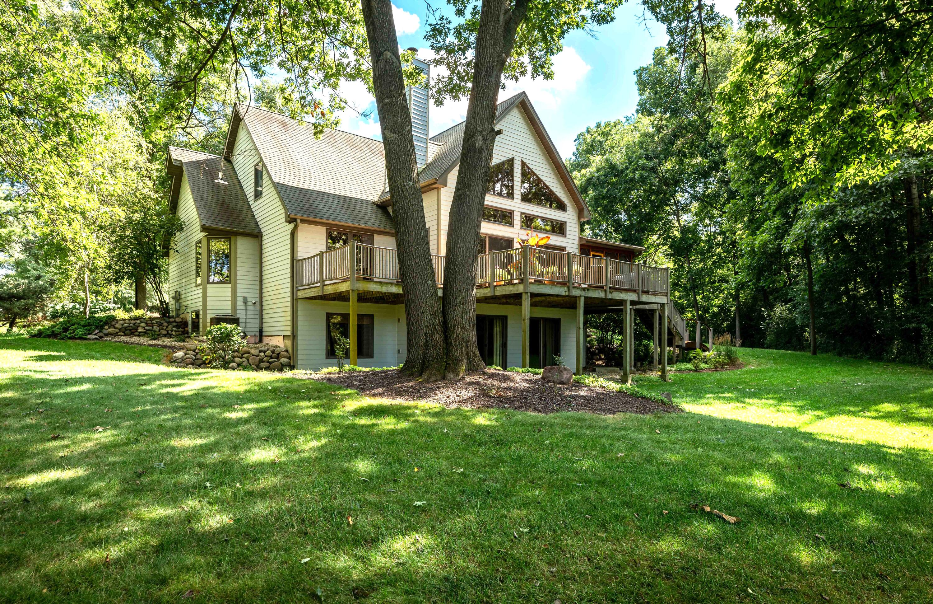 N6433 Horse Hollow Ln Property Photo 45