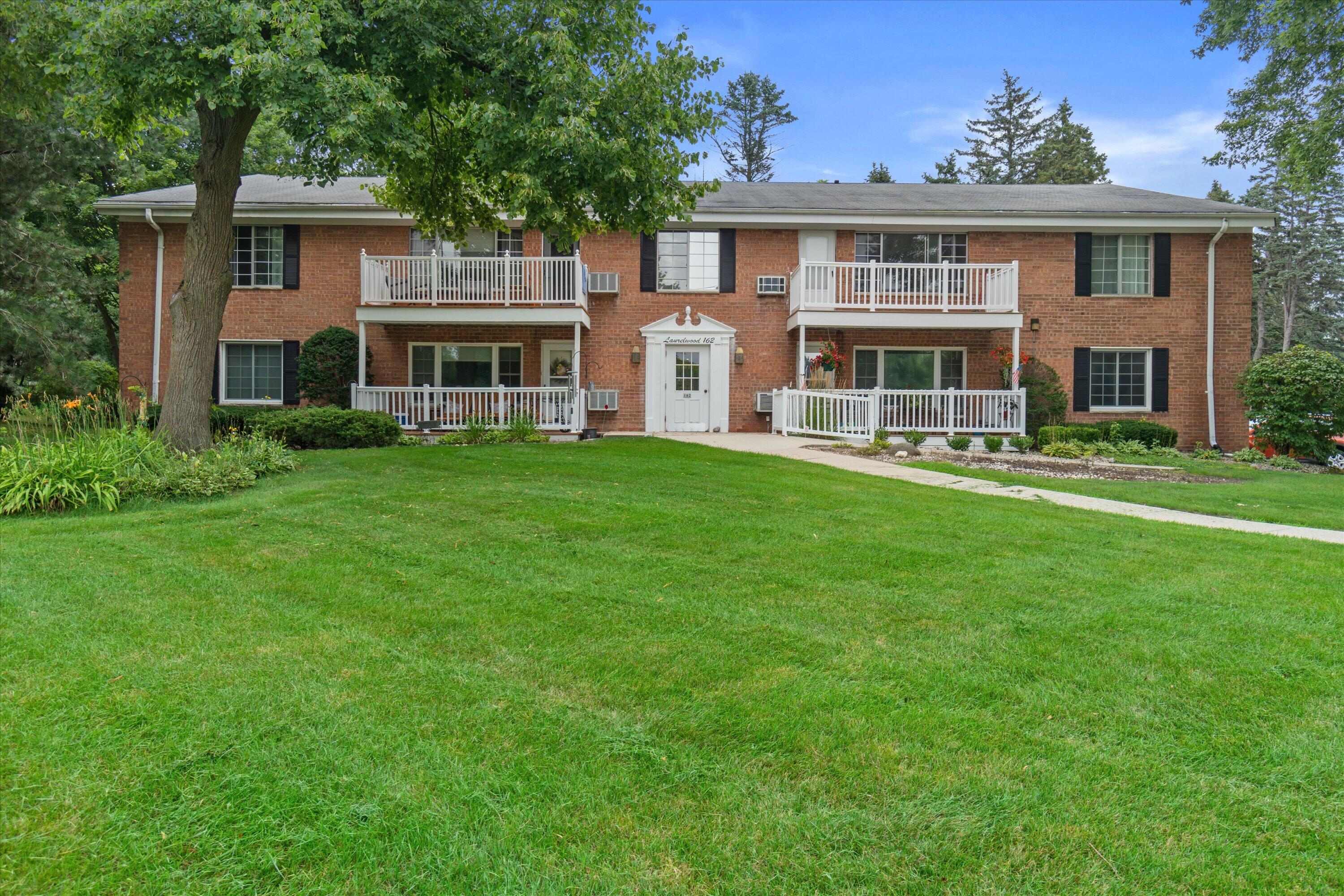162 Heidel Rd Property Photo 1