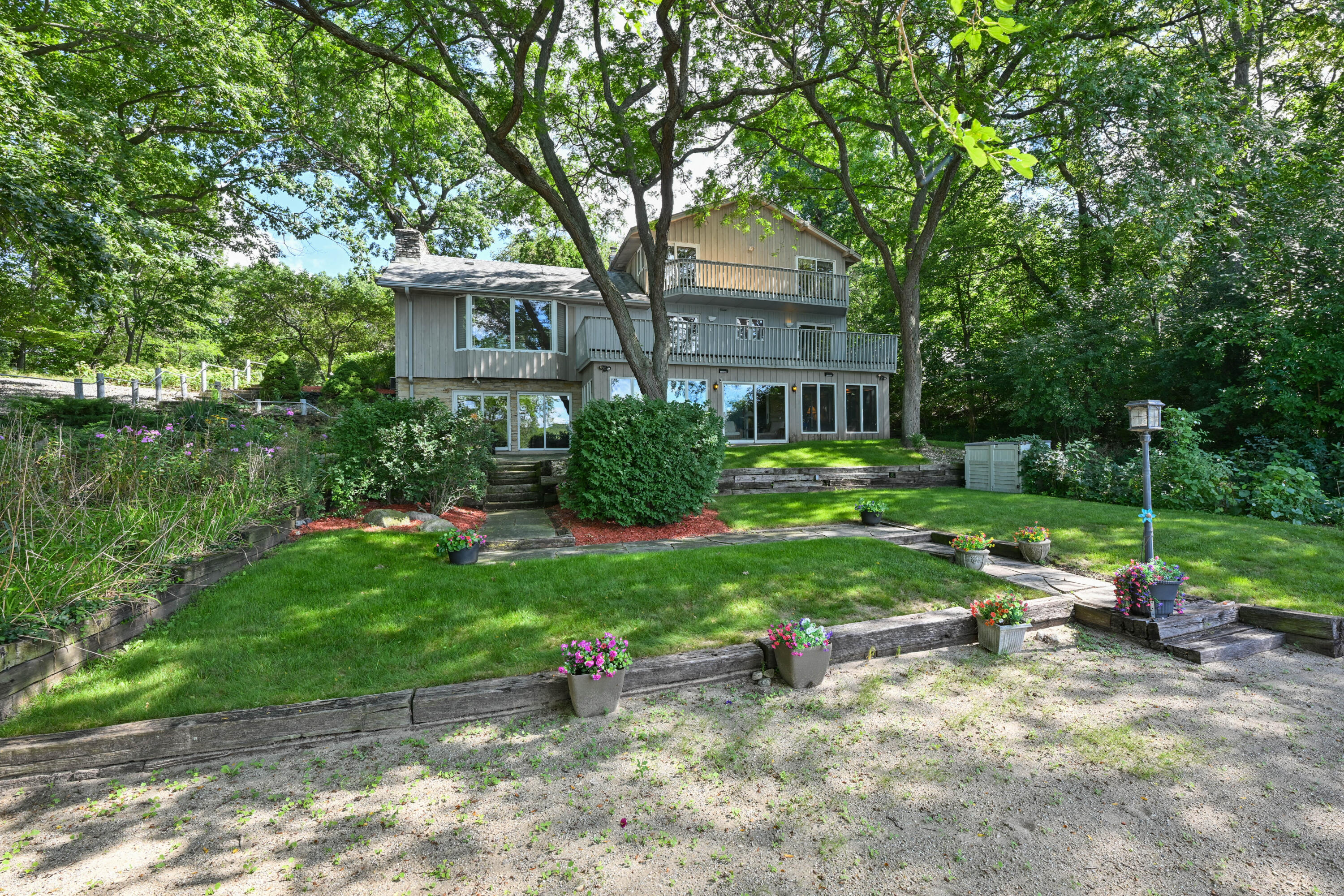 N9491 Island Dr Property Photo 1