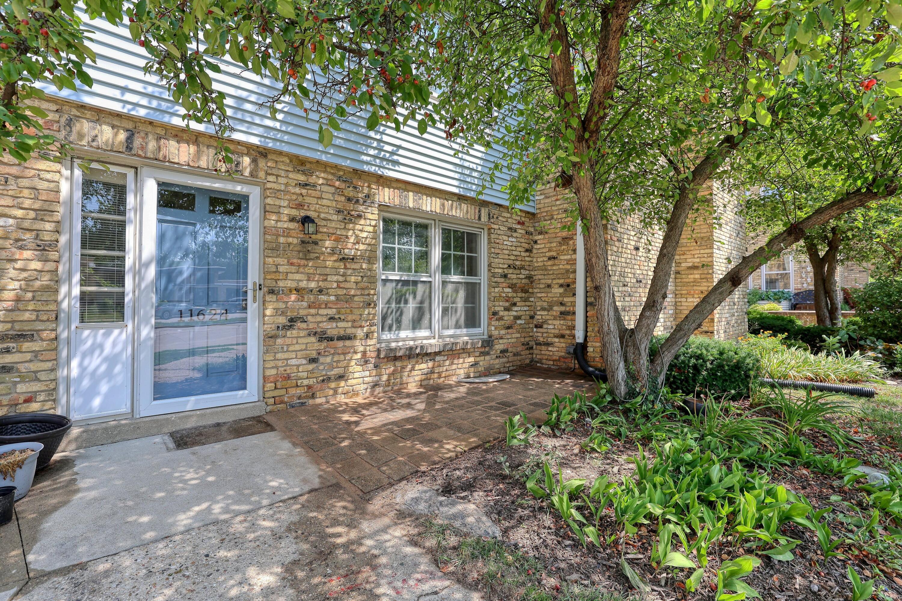 11624 W Bluemound Rd Property Photo 1