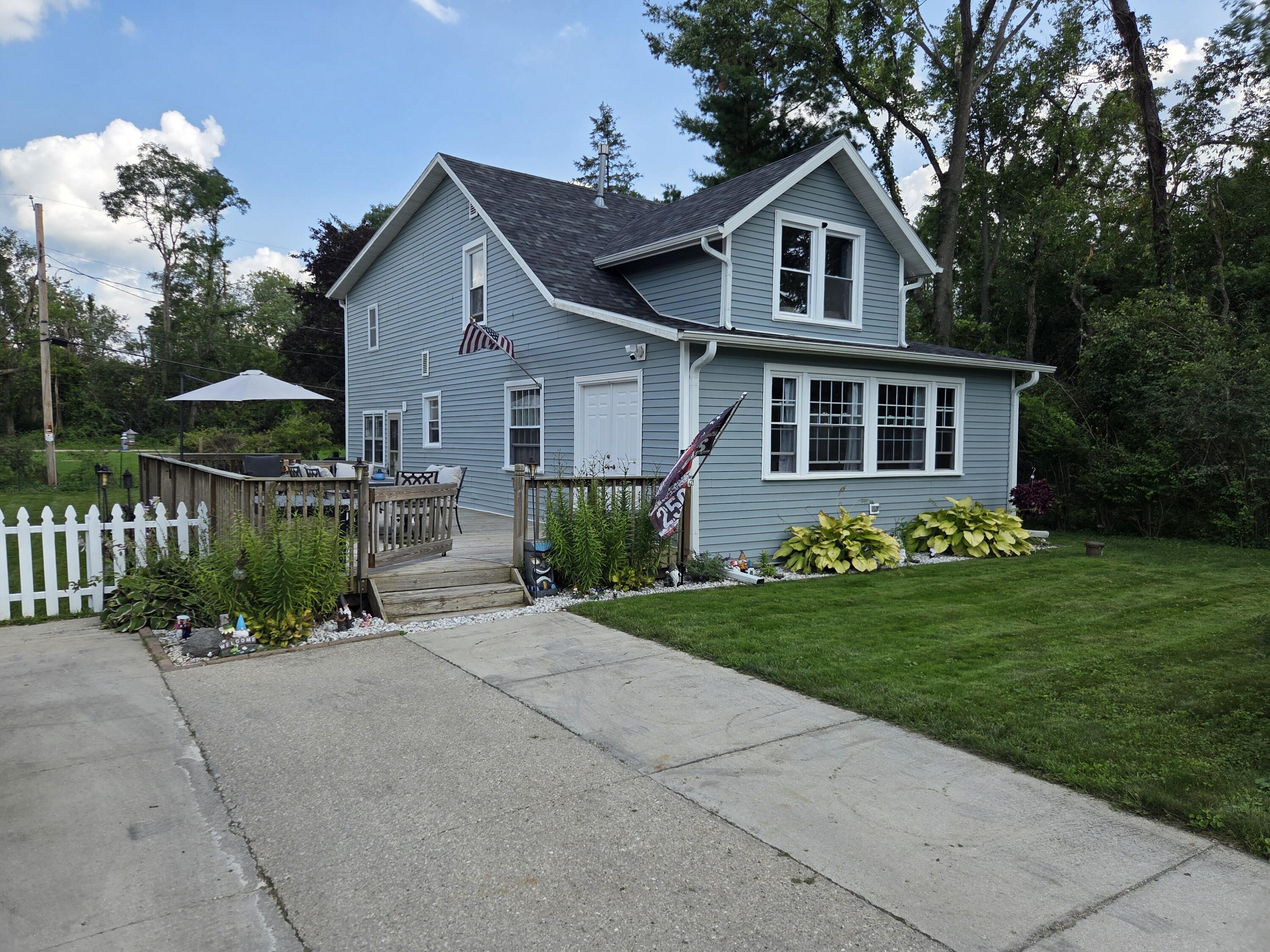 N2456 Mildred St Property Photo 1